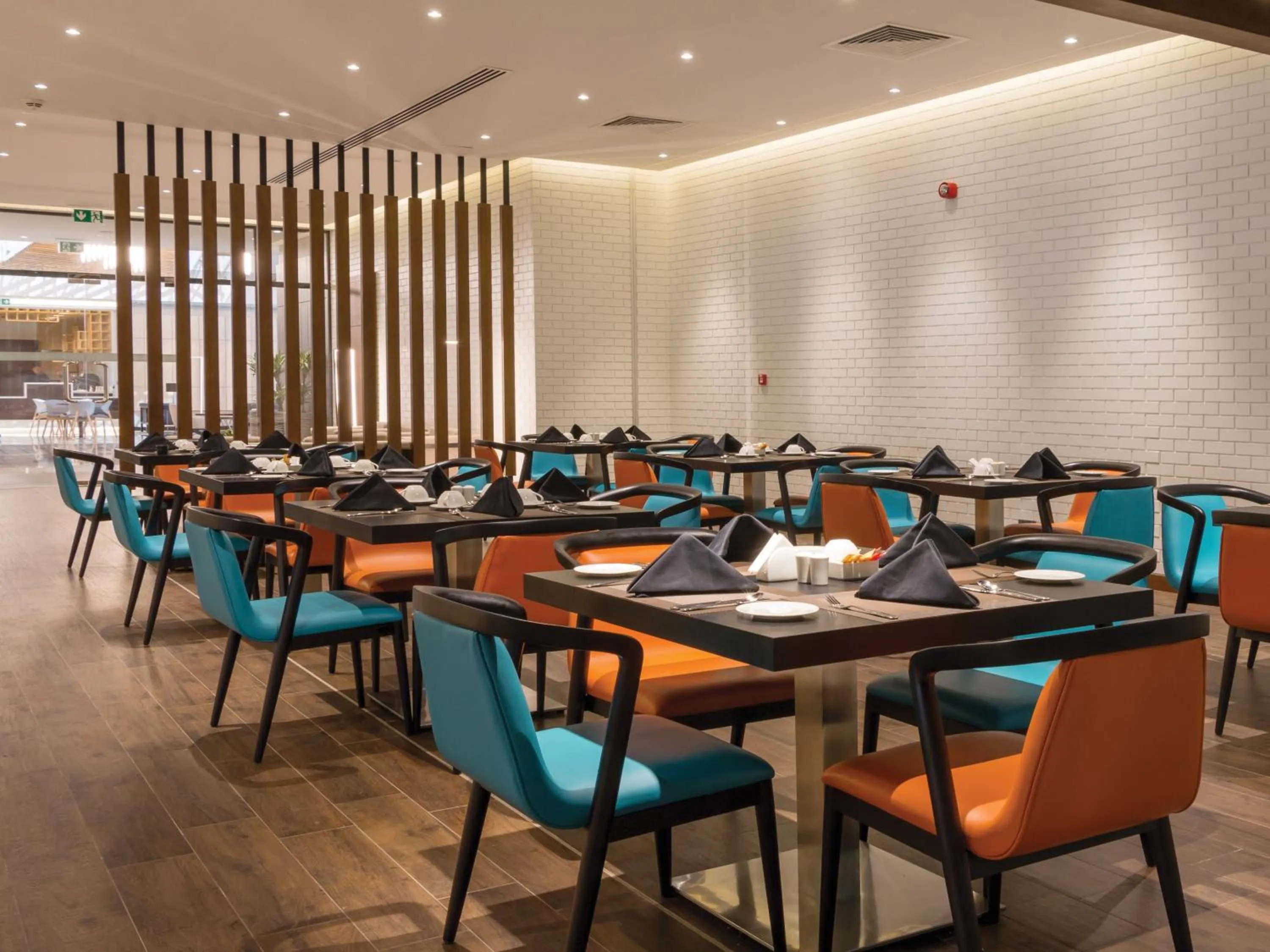 Restaurant/places to eat in Flora Inn Hotel Dubai Airport