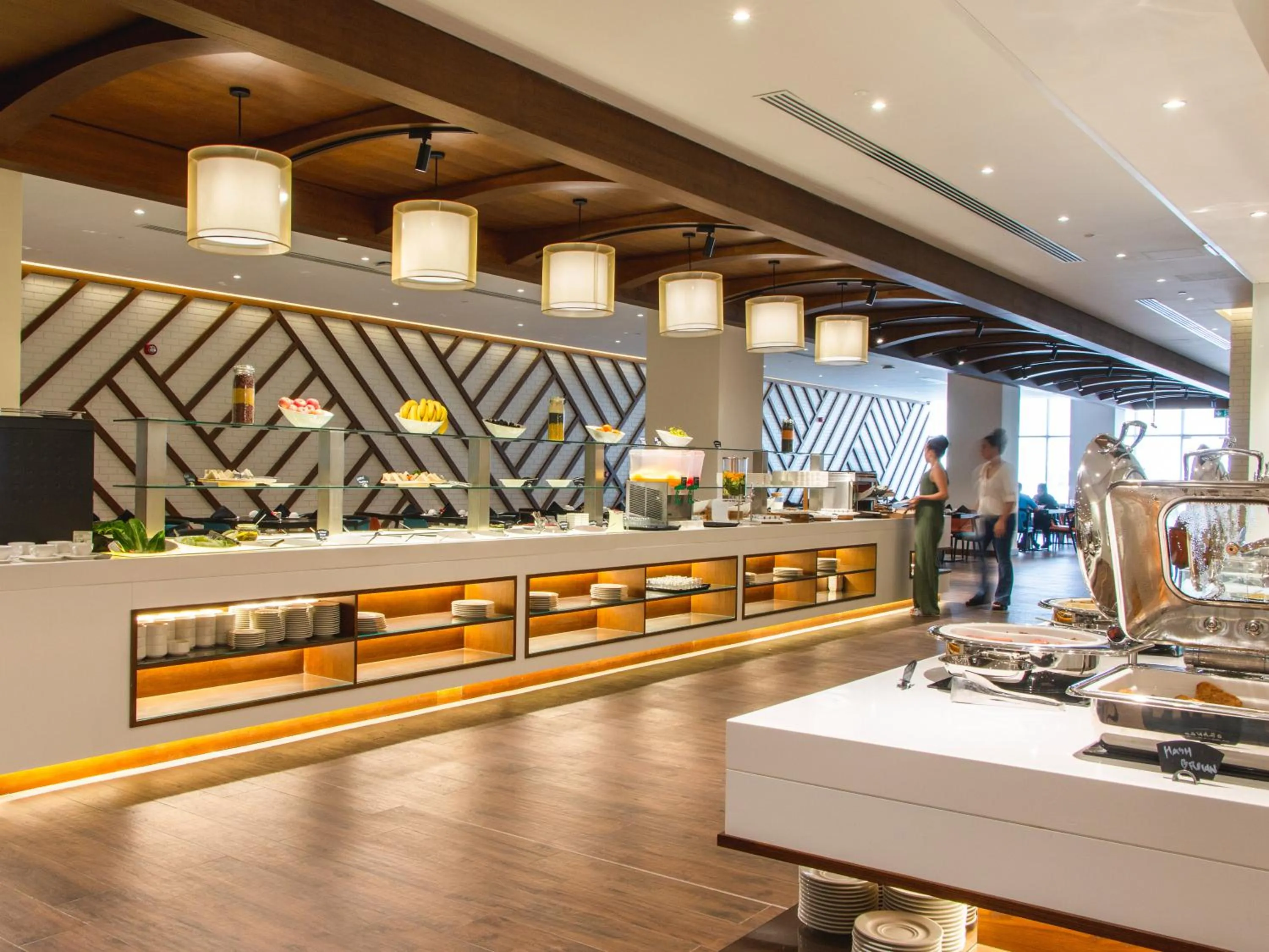 Restaurant/places to eat in Flora Inn Hotel Dubai Airport