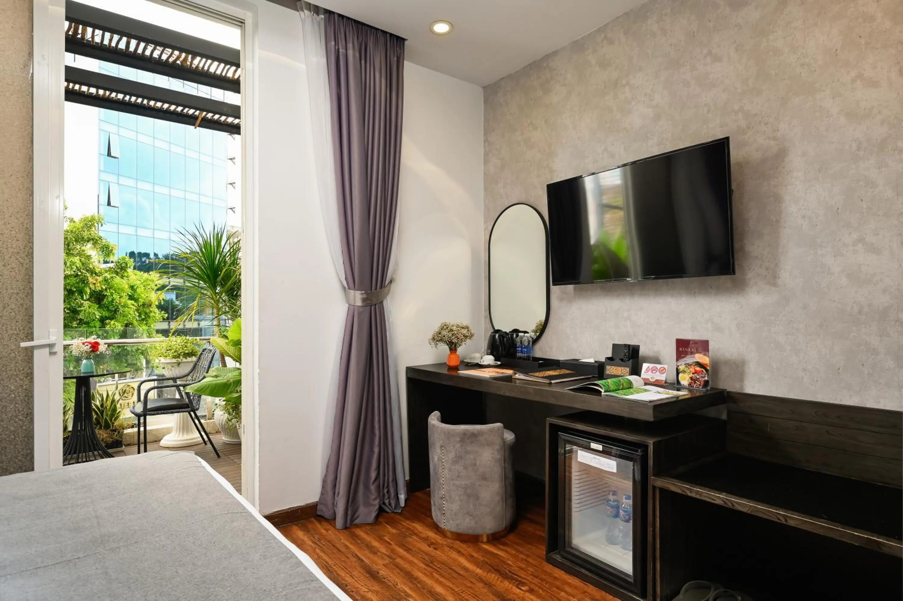 Bed in Cicilia Saigon Center