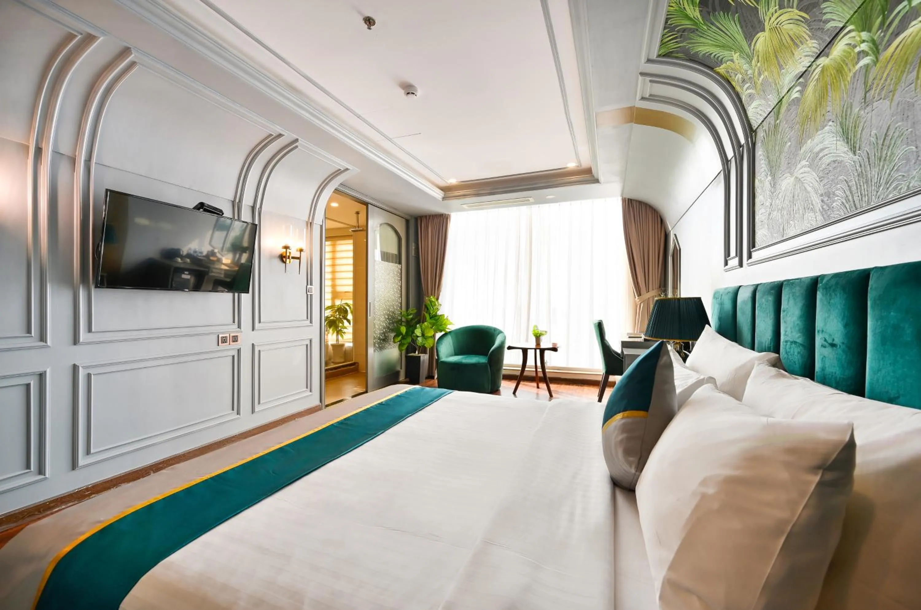 Photo of the whole room, Bed in Cicilia Saigon Center