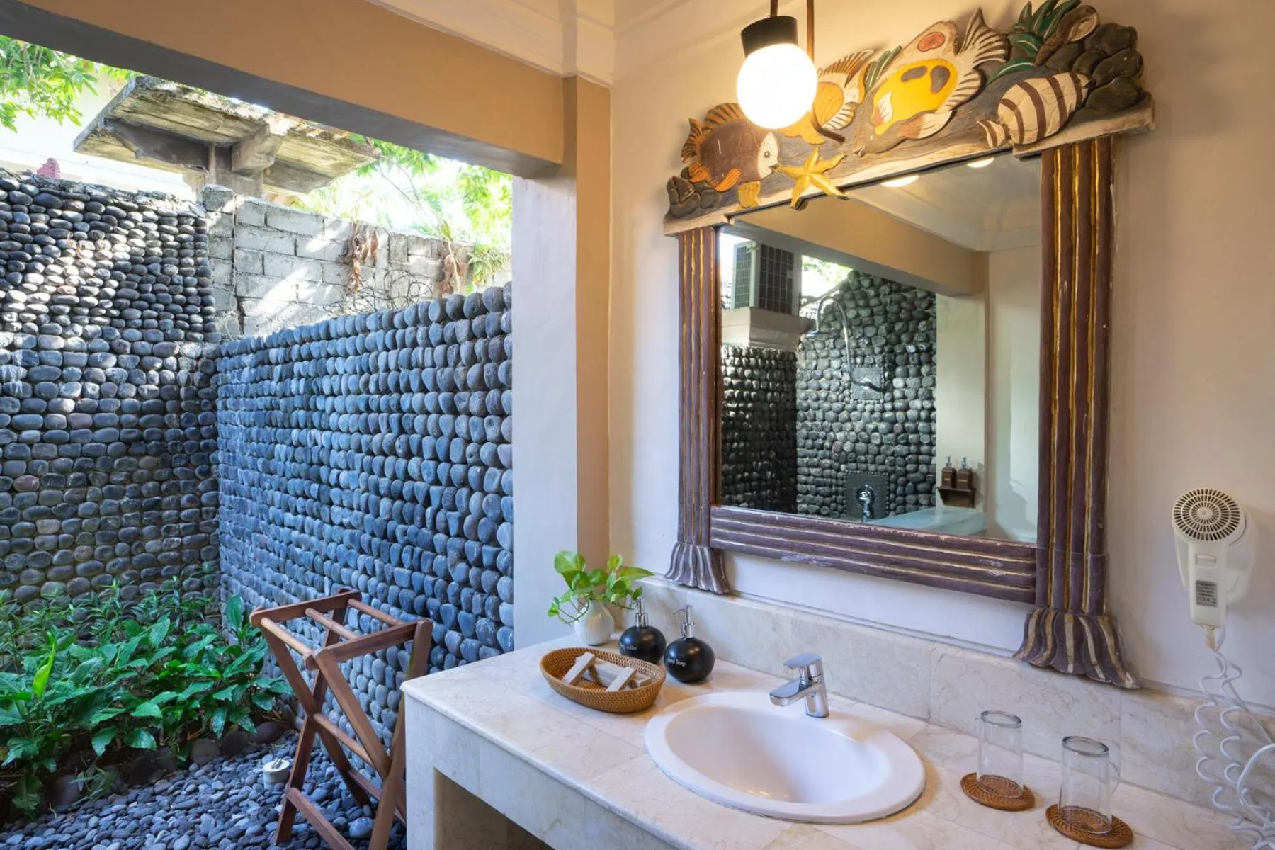 Toilet in Mimpi Resort Tulamben