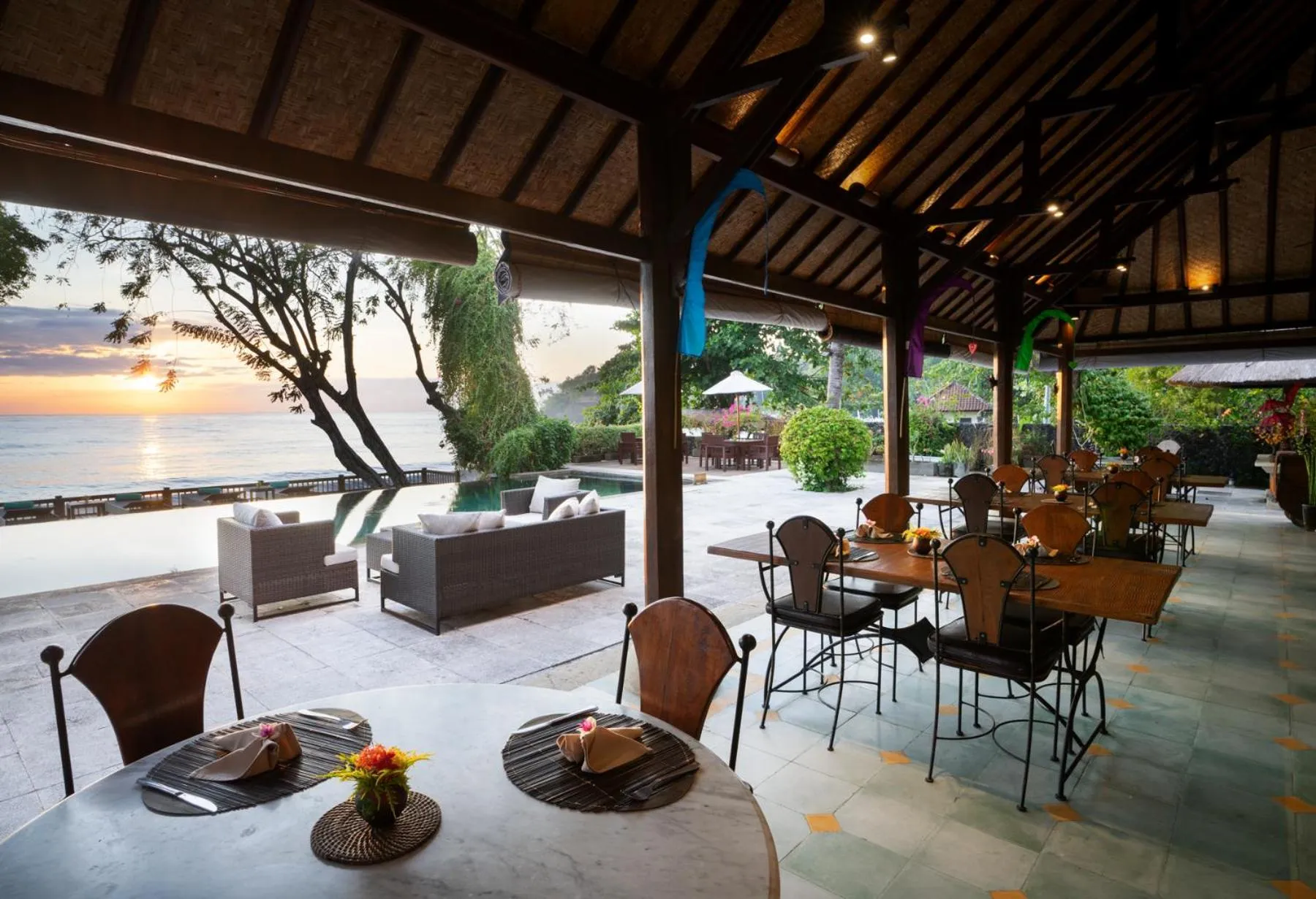 Restaurant/places to eat in Mimpi Resort Tulamben