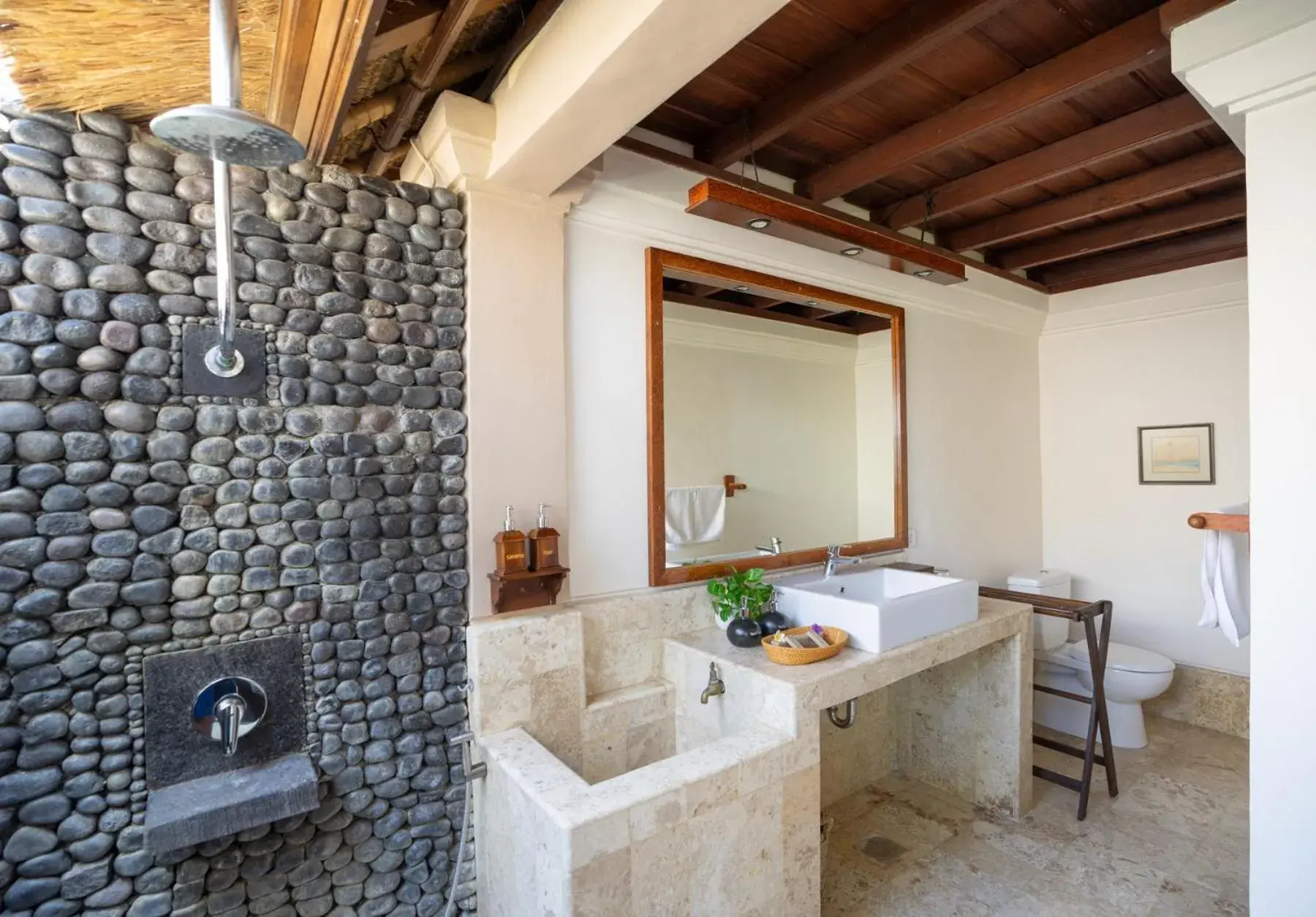 King Villa with Courtyard View Free 60 Minutes Balinese Massage for 1 Person in Mimpi Resort Tulamben King Villa with Courtyard View Free 60 Minutes Balinese Massage for 1 Person in Mimpi Resort Tulamben