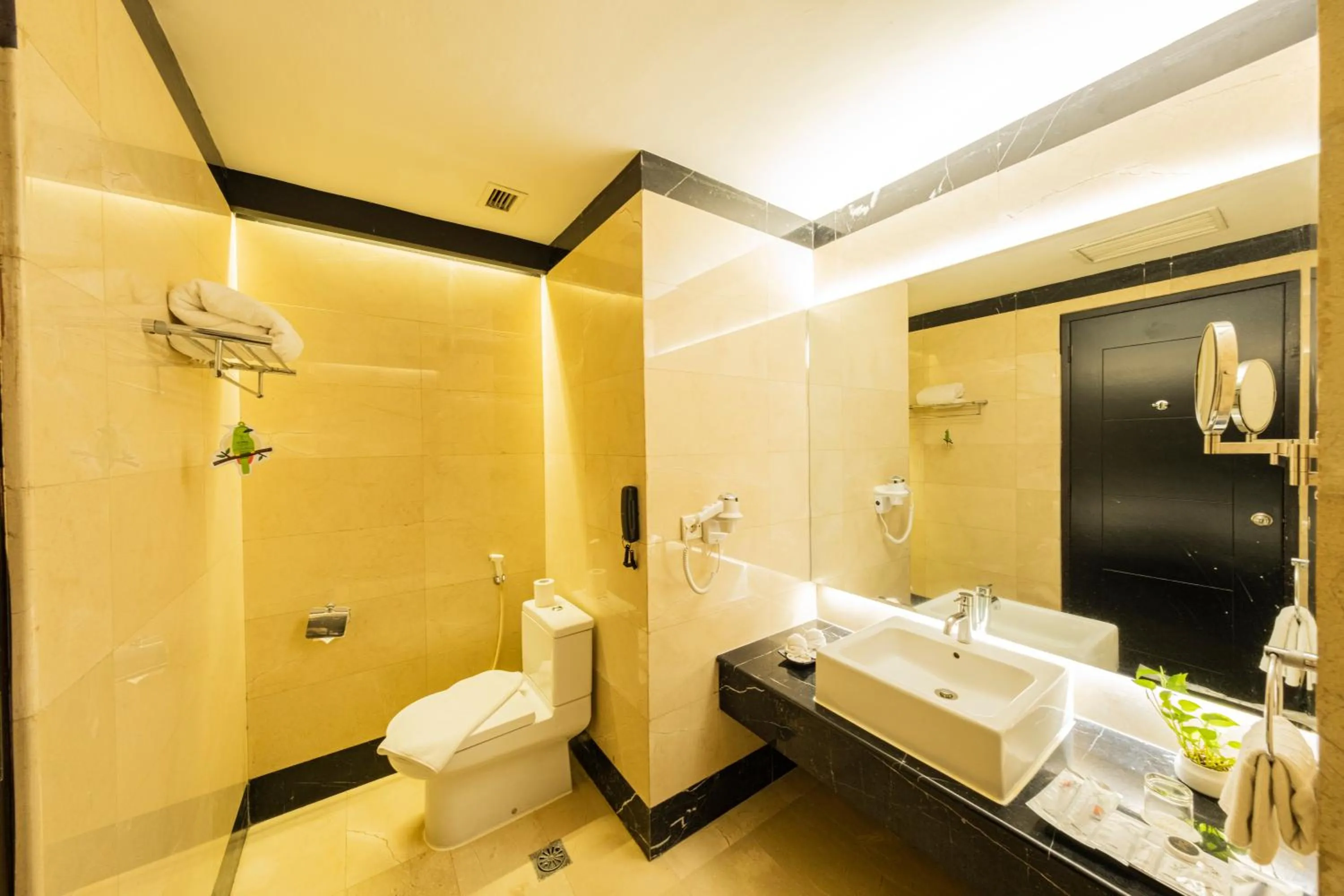 Bathroom in Grand Jatra Hotel Pekanbaru