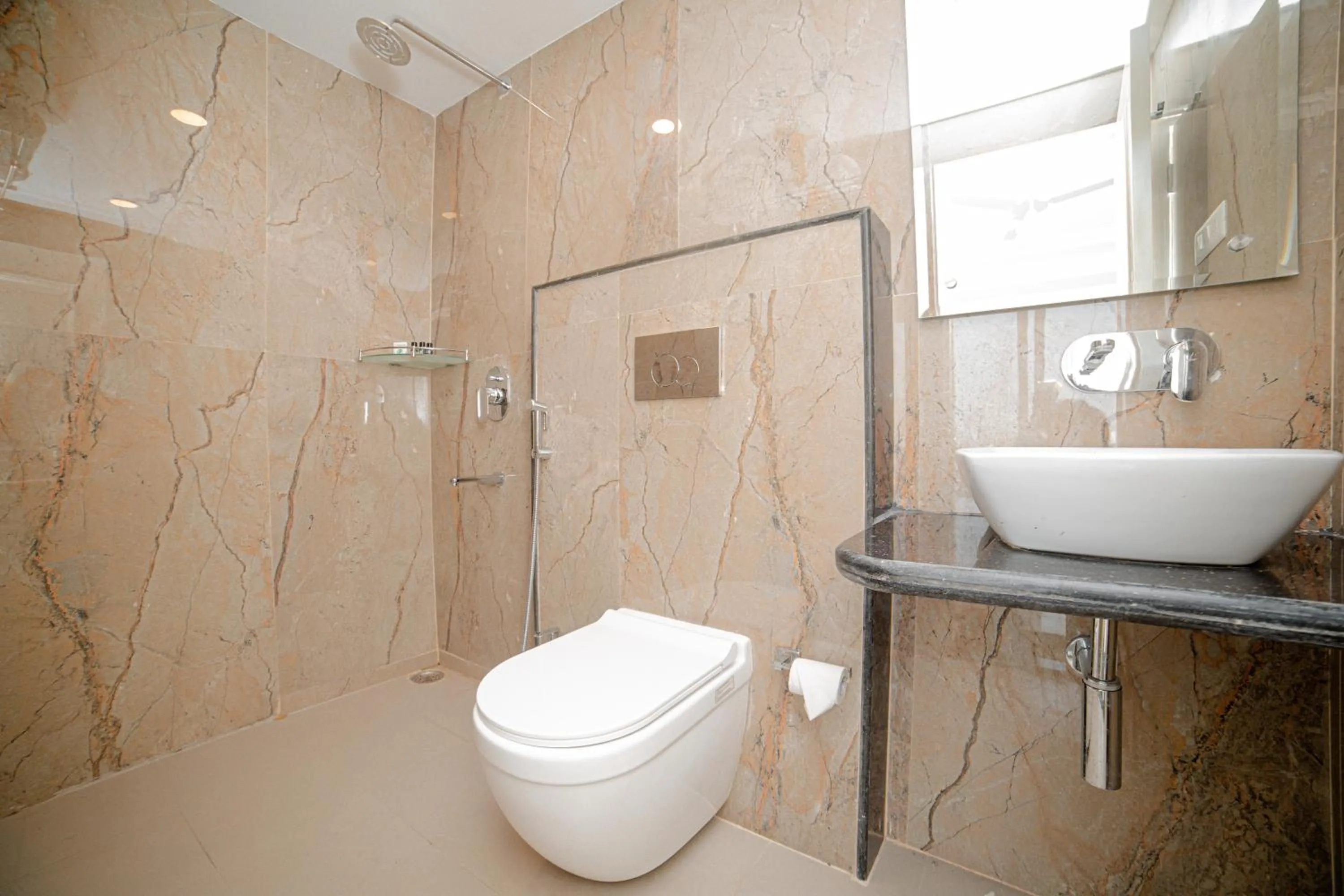 Bathroom in Pearl Courtyard