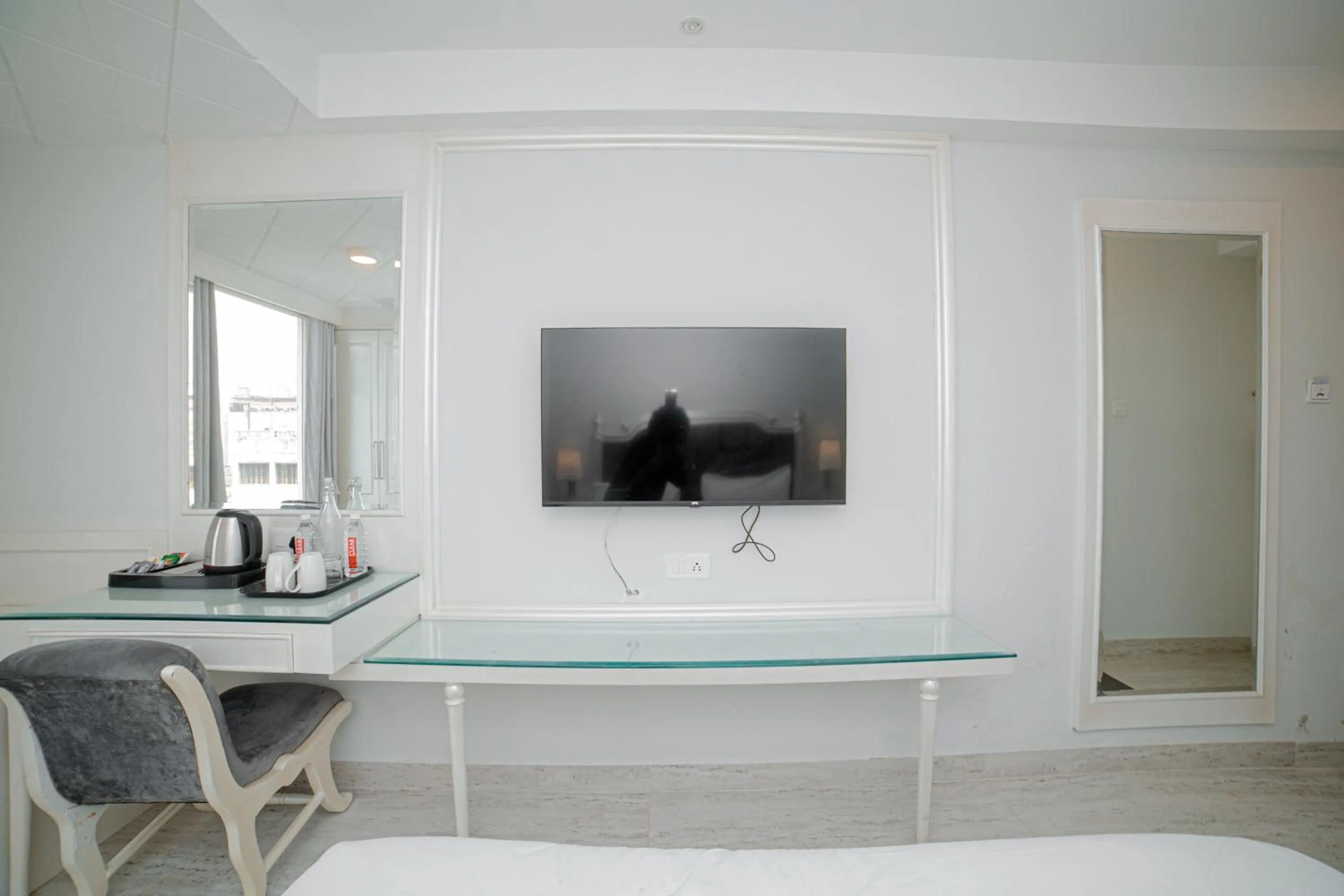 TV and multimedia in Pearl Courtyard