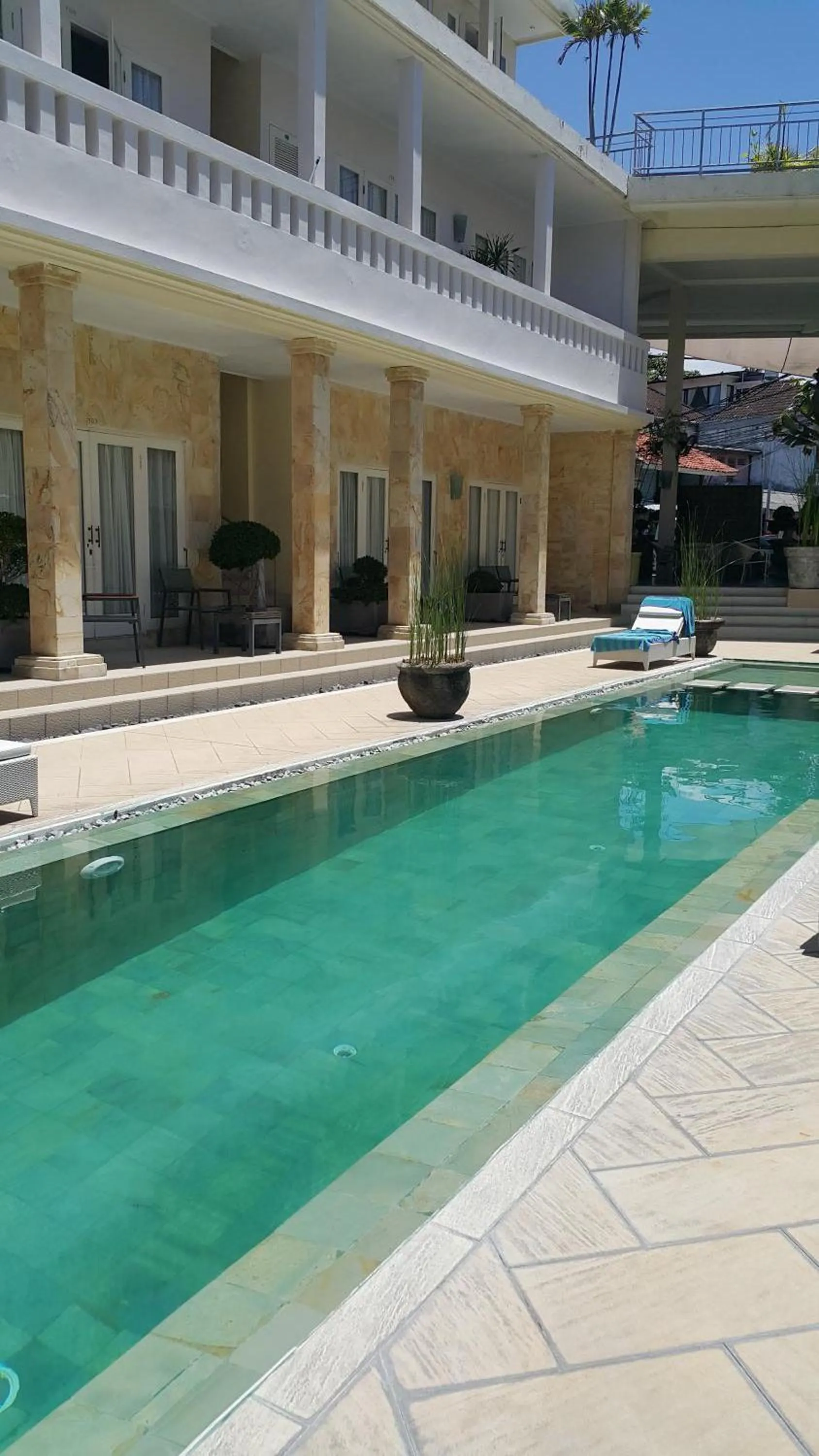 Pool view in Bali Court Hotel & Apartment