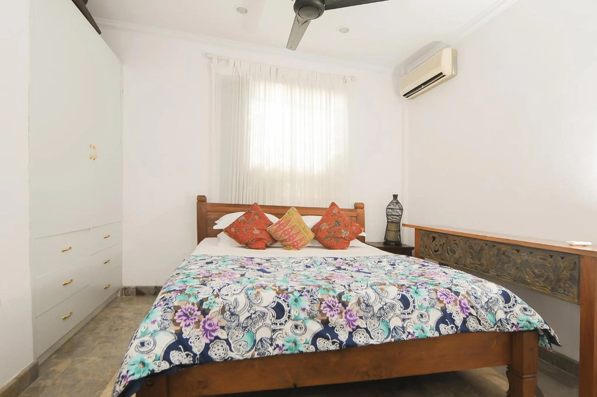 Bedroom, Bed in Bali Court Hotel & Apartment