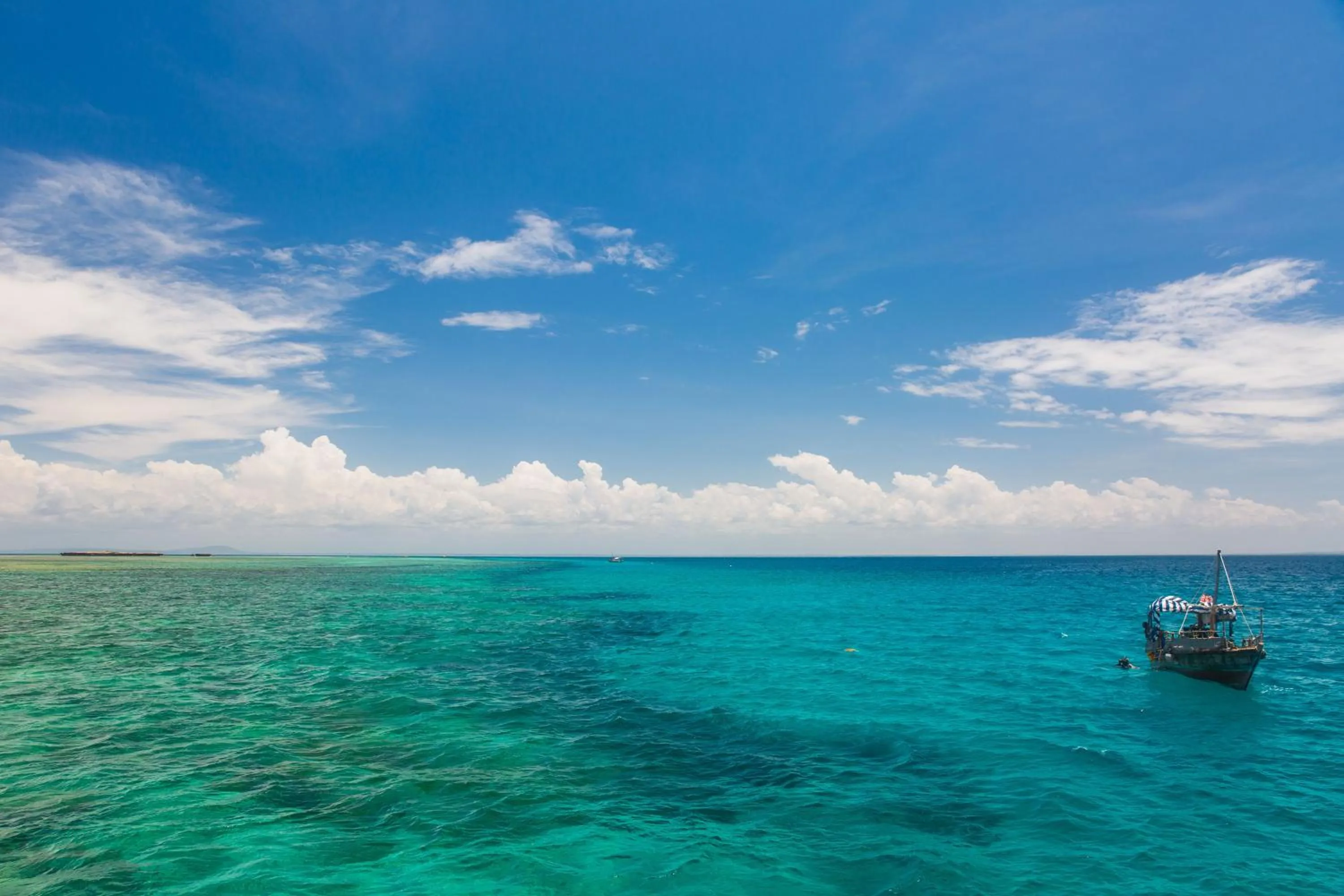 Day in Shimoni Reef Lodge