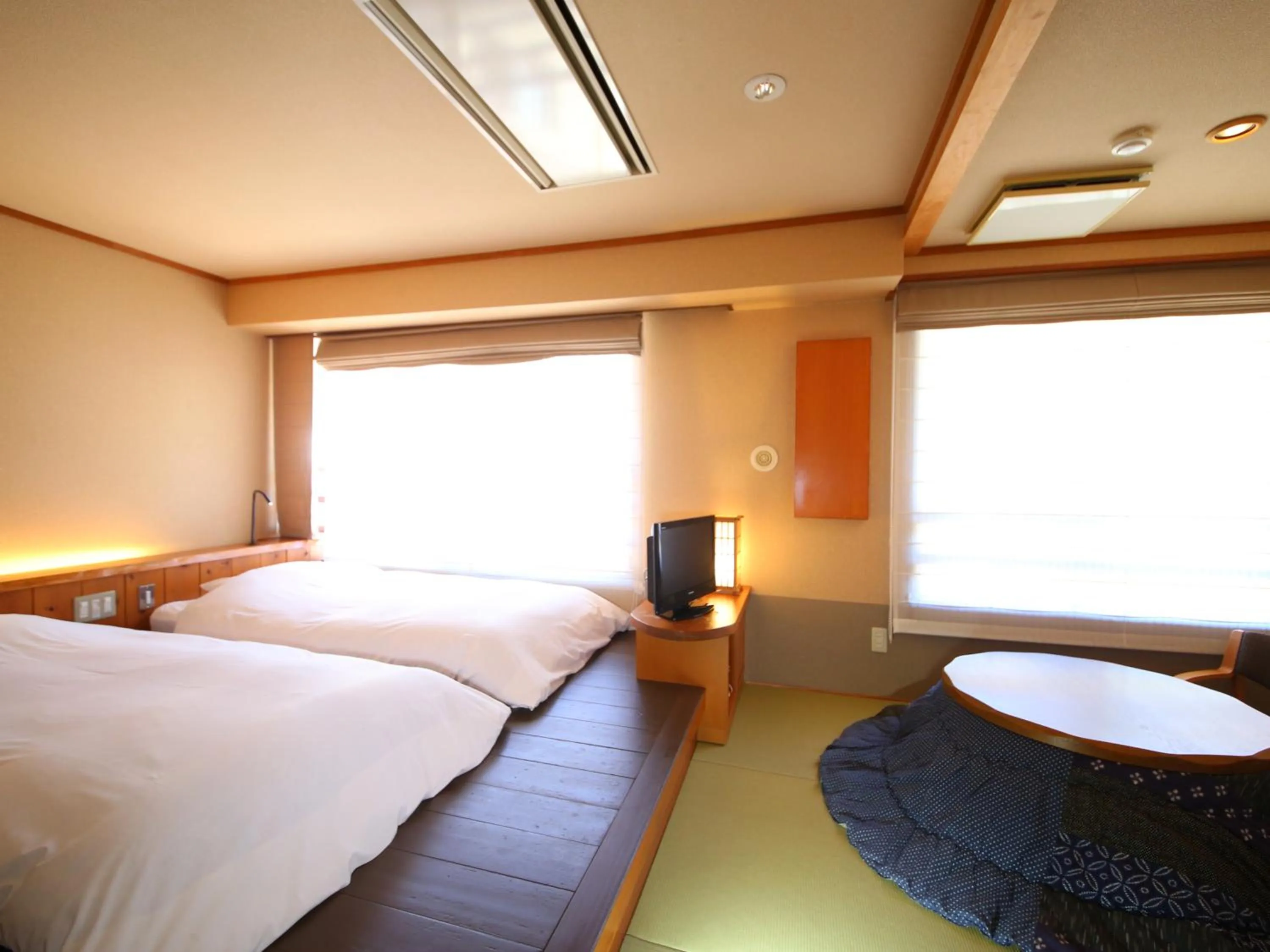 Photo of the whole room in Ryokan Sakaya