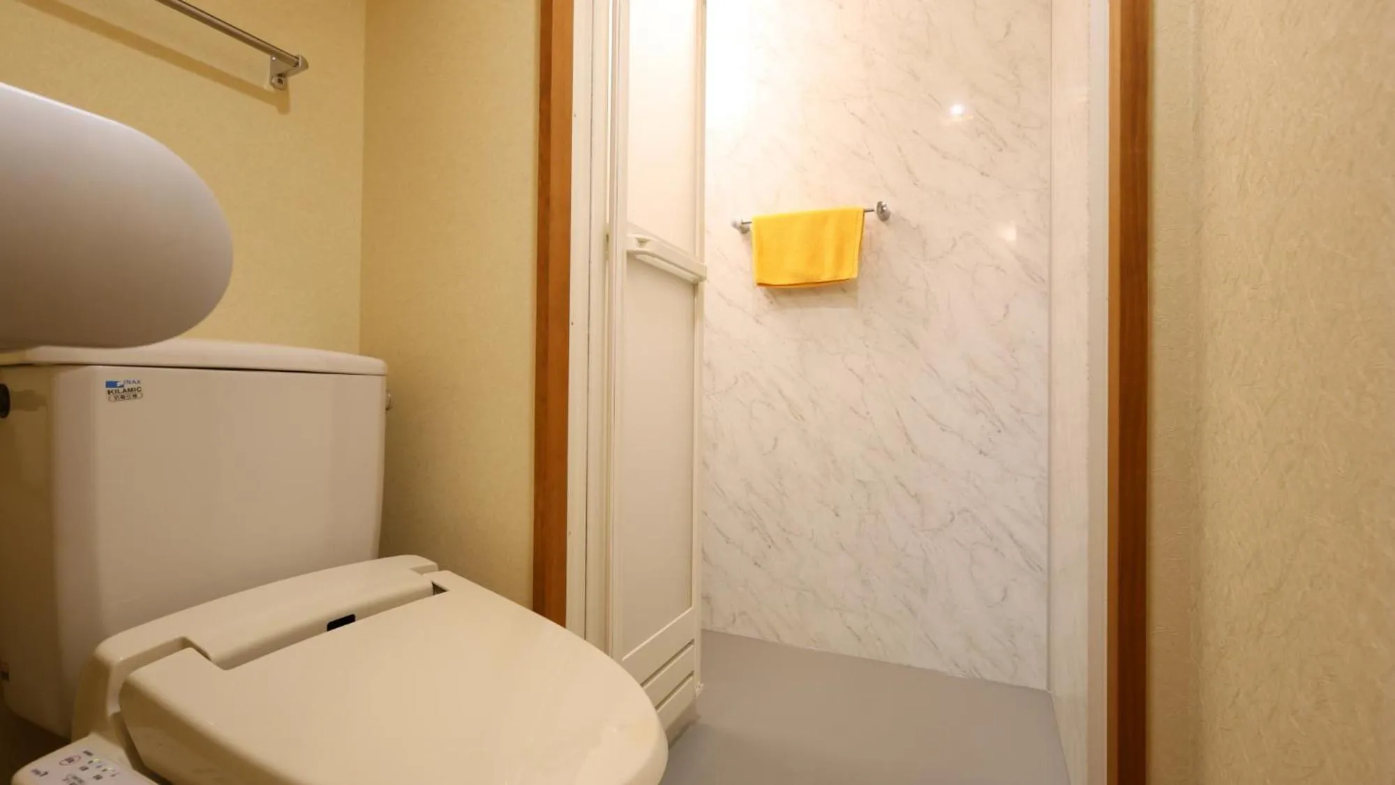 Shower in Ryokan Sakaya