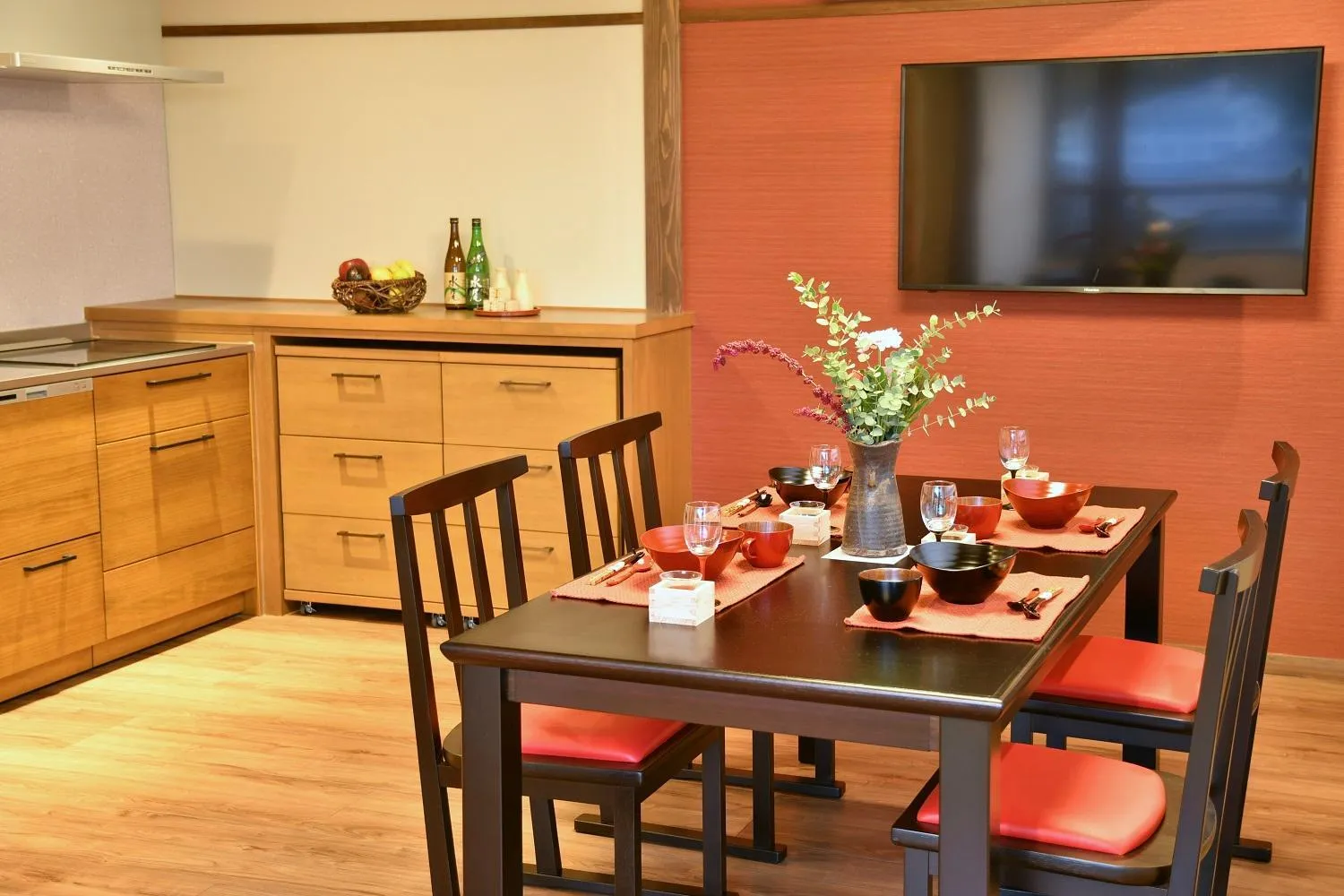 Dining area in Ryokan Sakaya