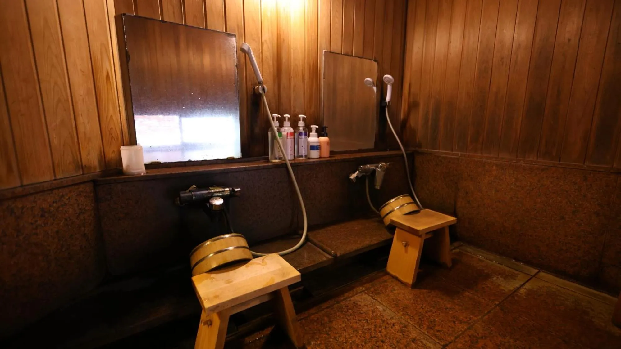 Public Bath in Ryokan Sakaya