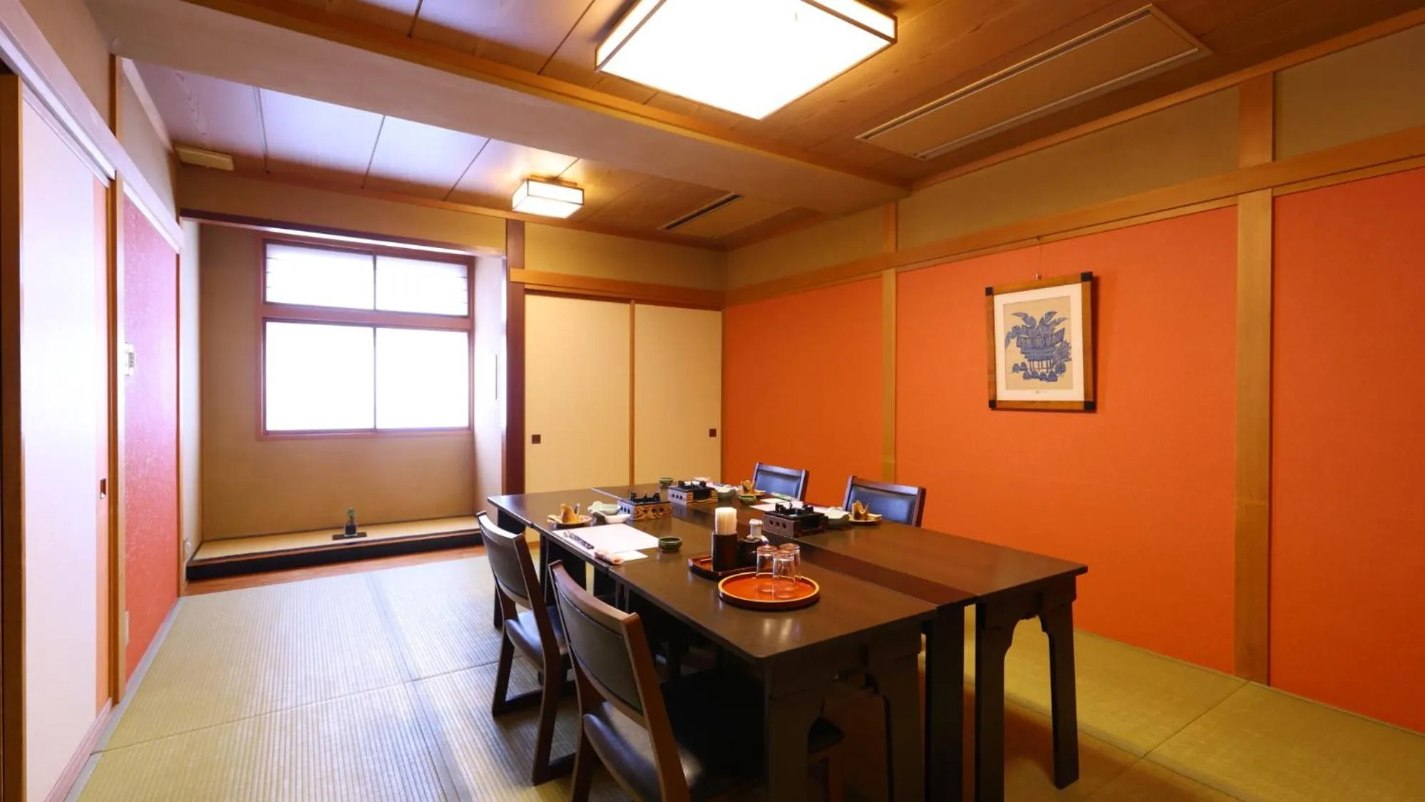 Dining area in Ryokan Sakaya