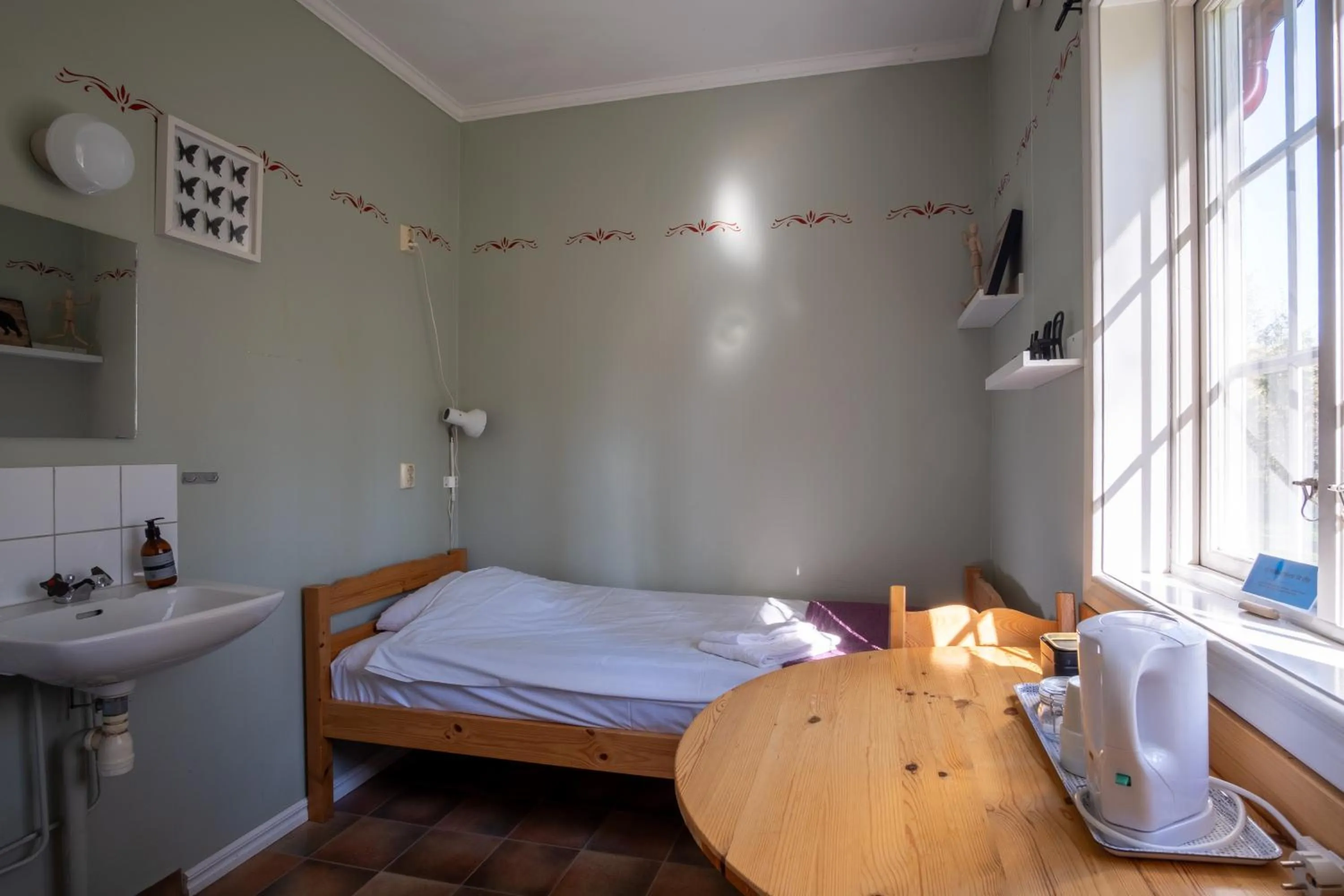 Bed in Sunne Hembygdsgård B&B