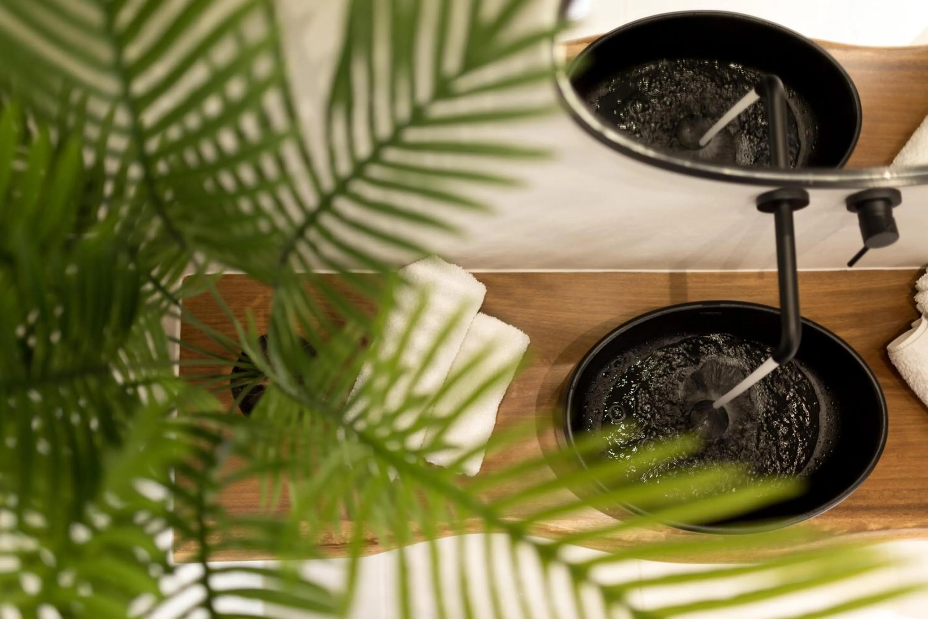 Portara Seaside Luxury Suites