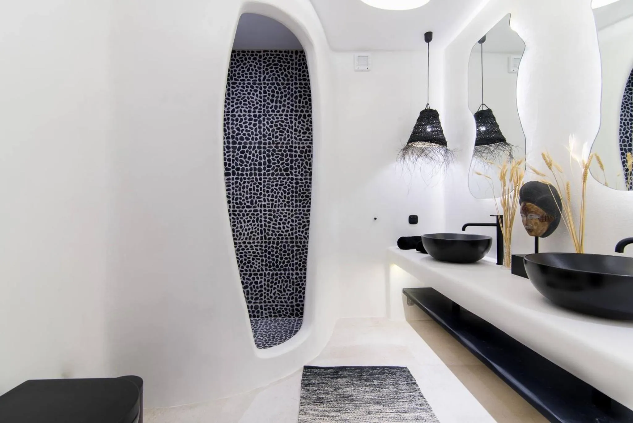 Portara Seaside Luxury Suites