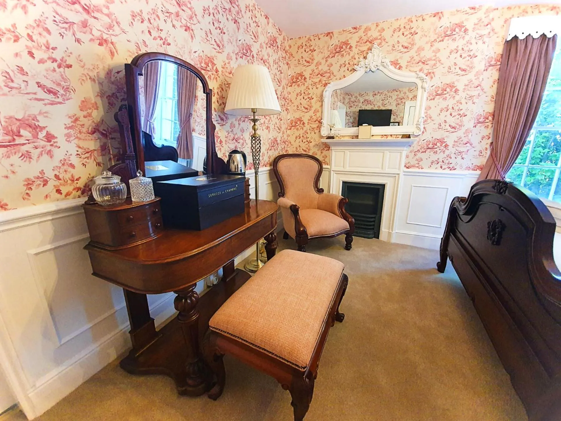 Bedroom in Plas Dinas Country House