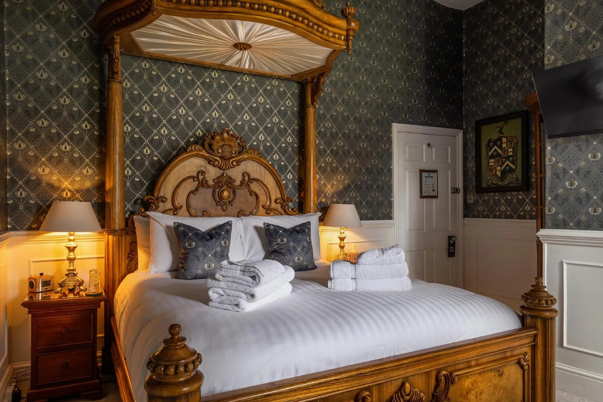 Bedroom, Bed in Plas Dinas Country House