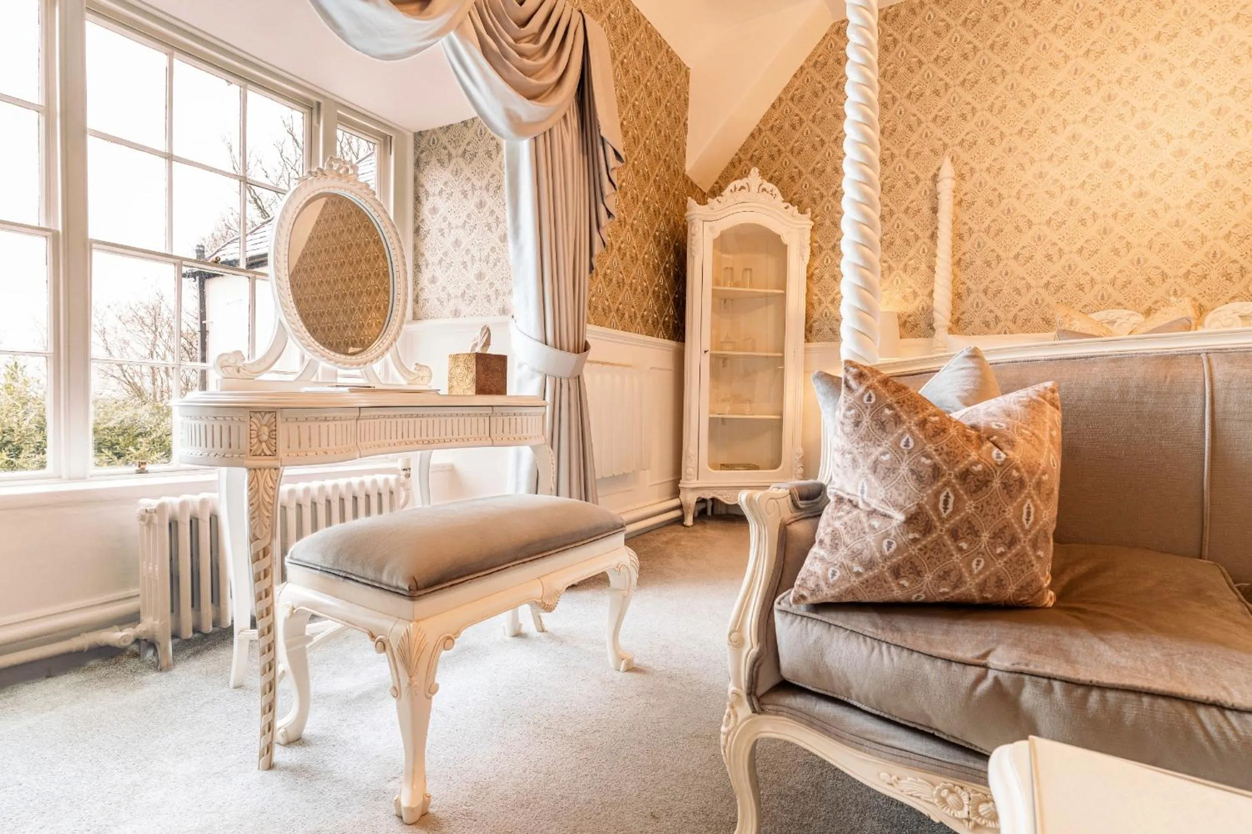 Bedroom, Bed in Plas Dinas Country House