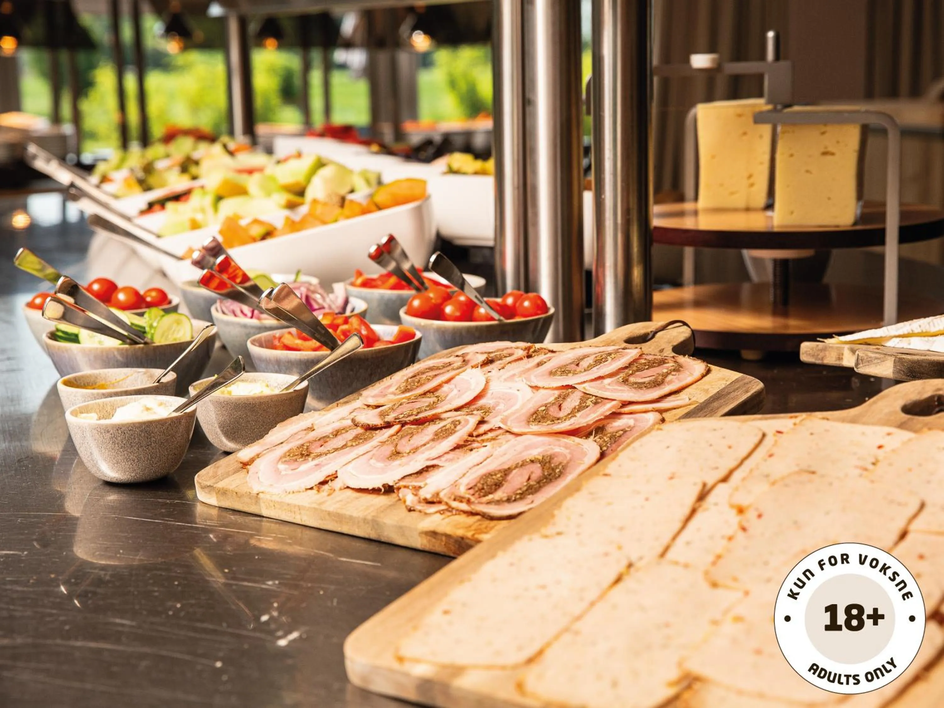 Buffet breakfast in Ærø Hotel - Adults only