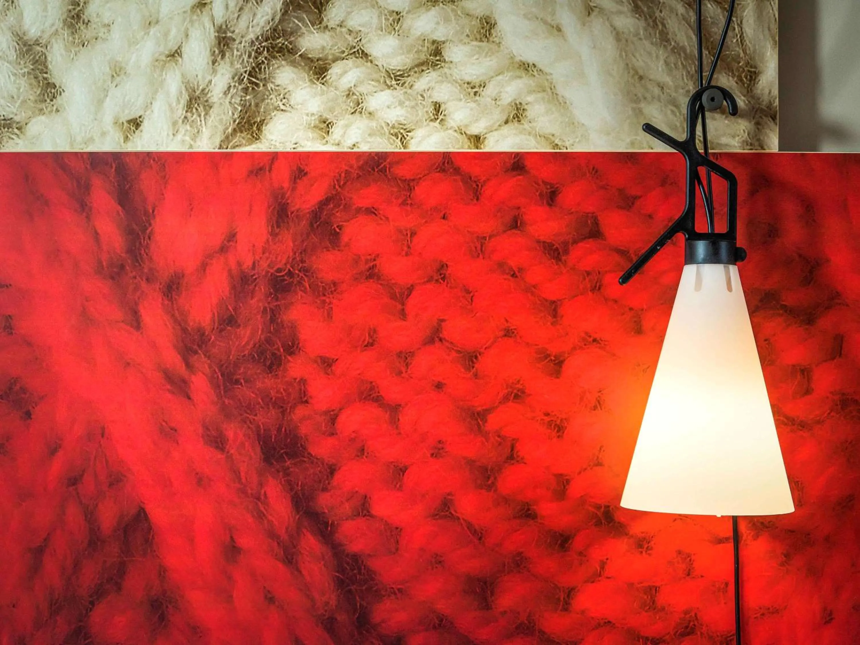 Photo of the whole room in ibis Birmingham Bordesley