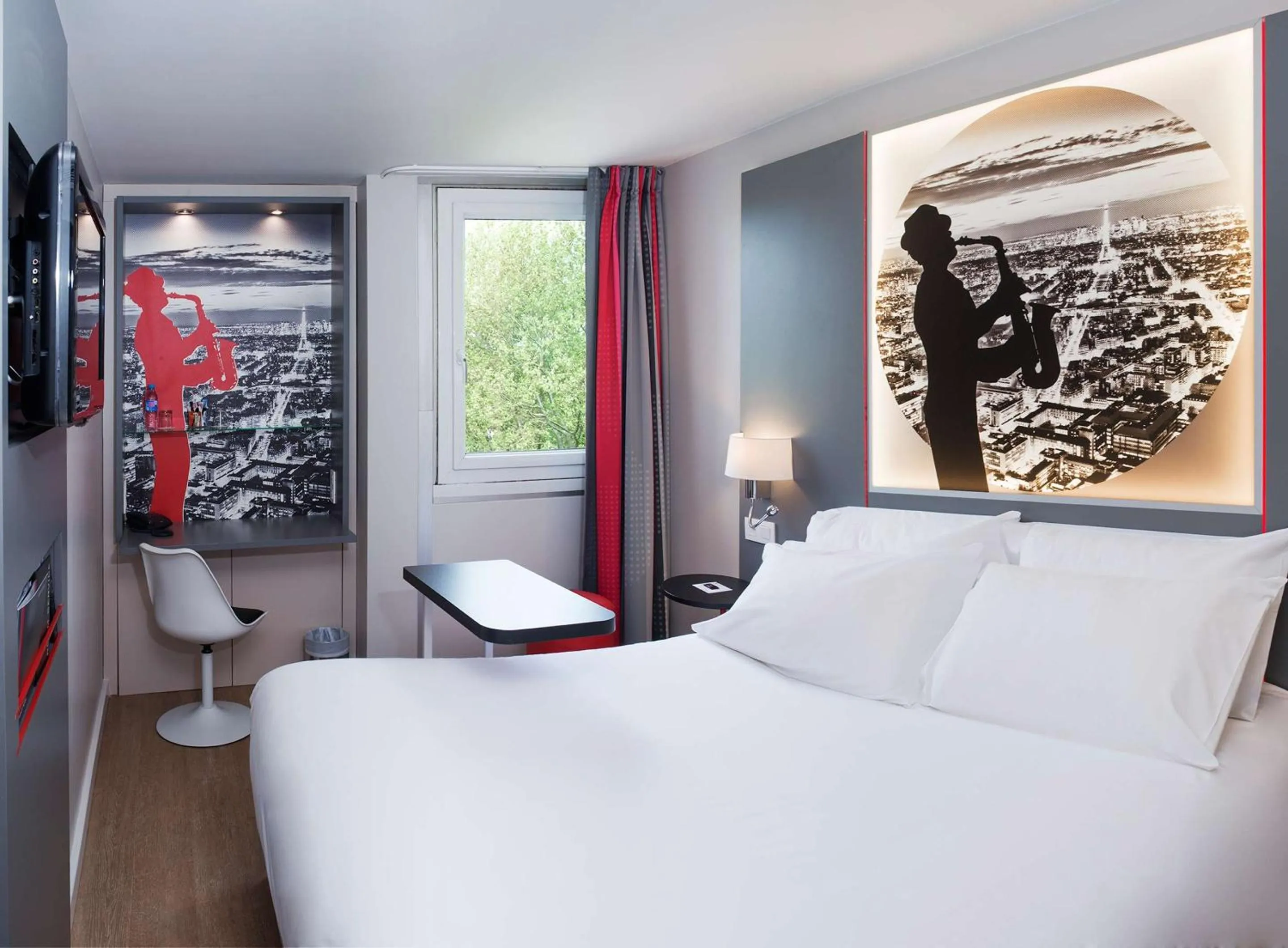 Photo of the whole room, Bed in Hôtel Inn Design Paris Saint Quentin