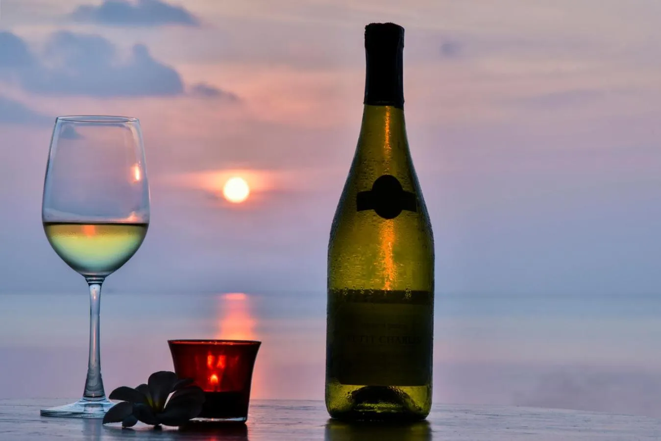 Restaurant/places to eat in Alcove Bungalow