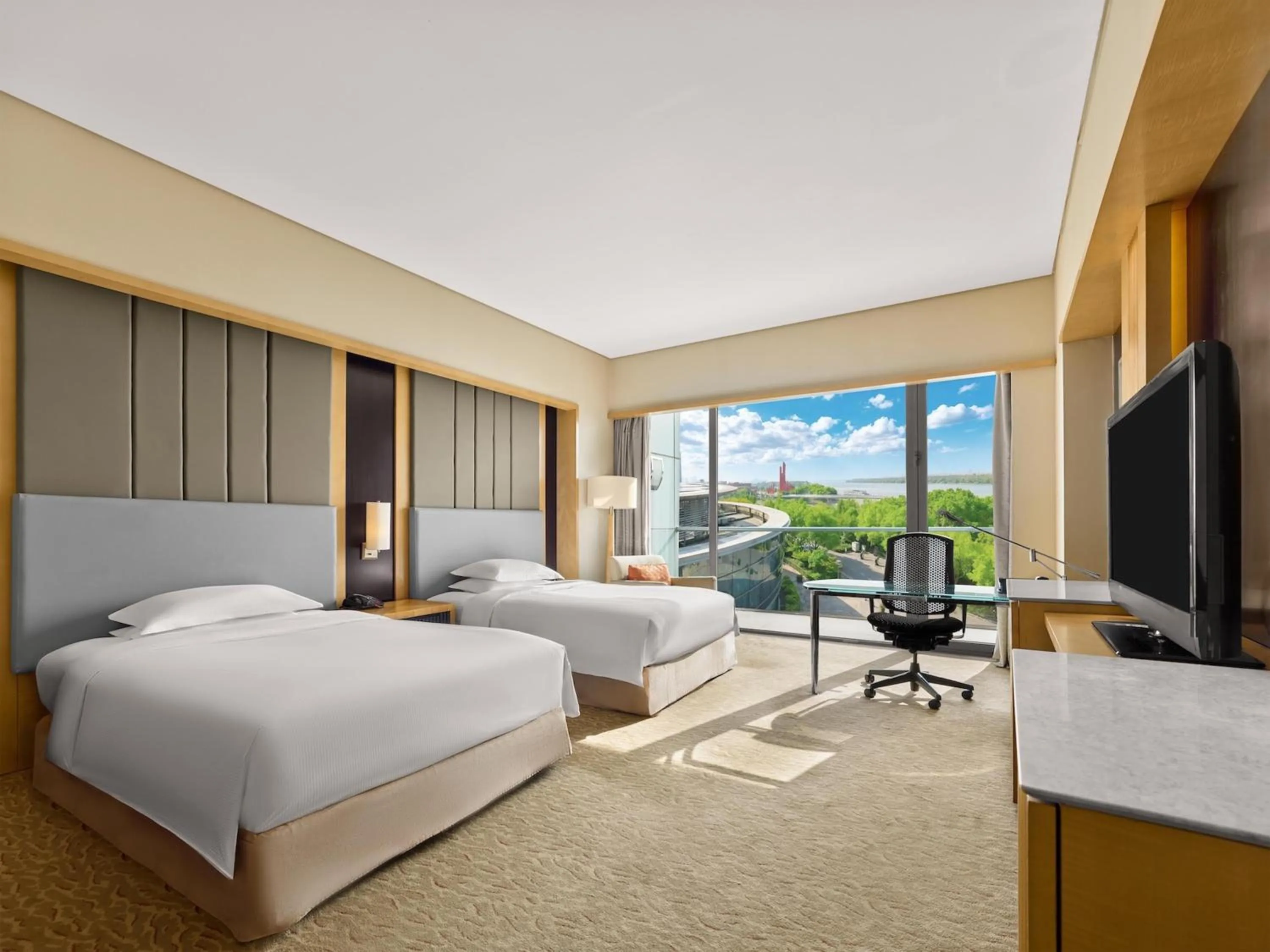 Bed in Hilton Nanjing Riverside