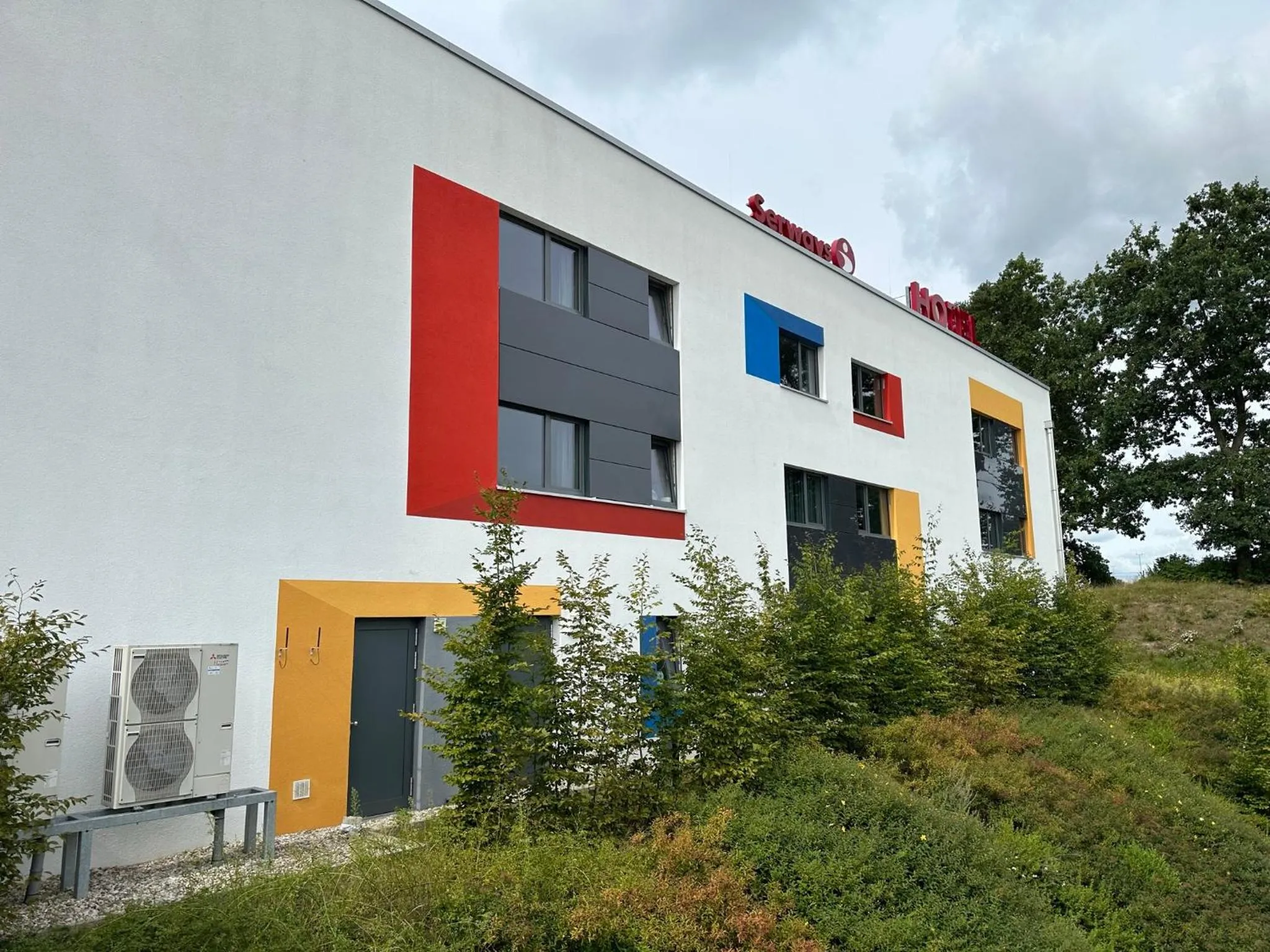 Property building in Serways Hotel Lüneburger Heide West