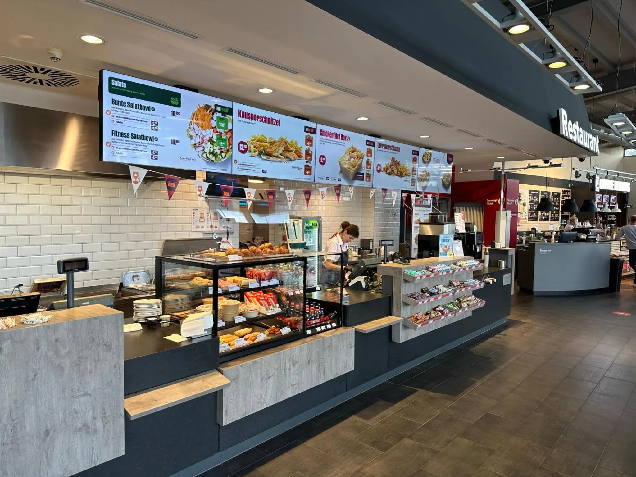 Restaurant/places to eat in Serways Hotel Lüneburger Heide West