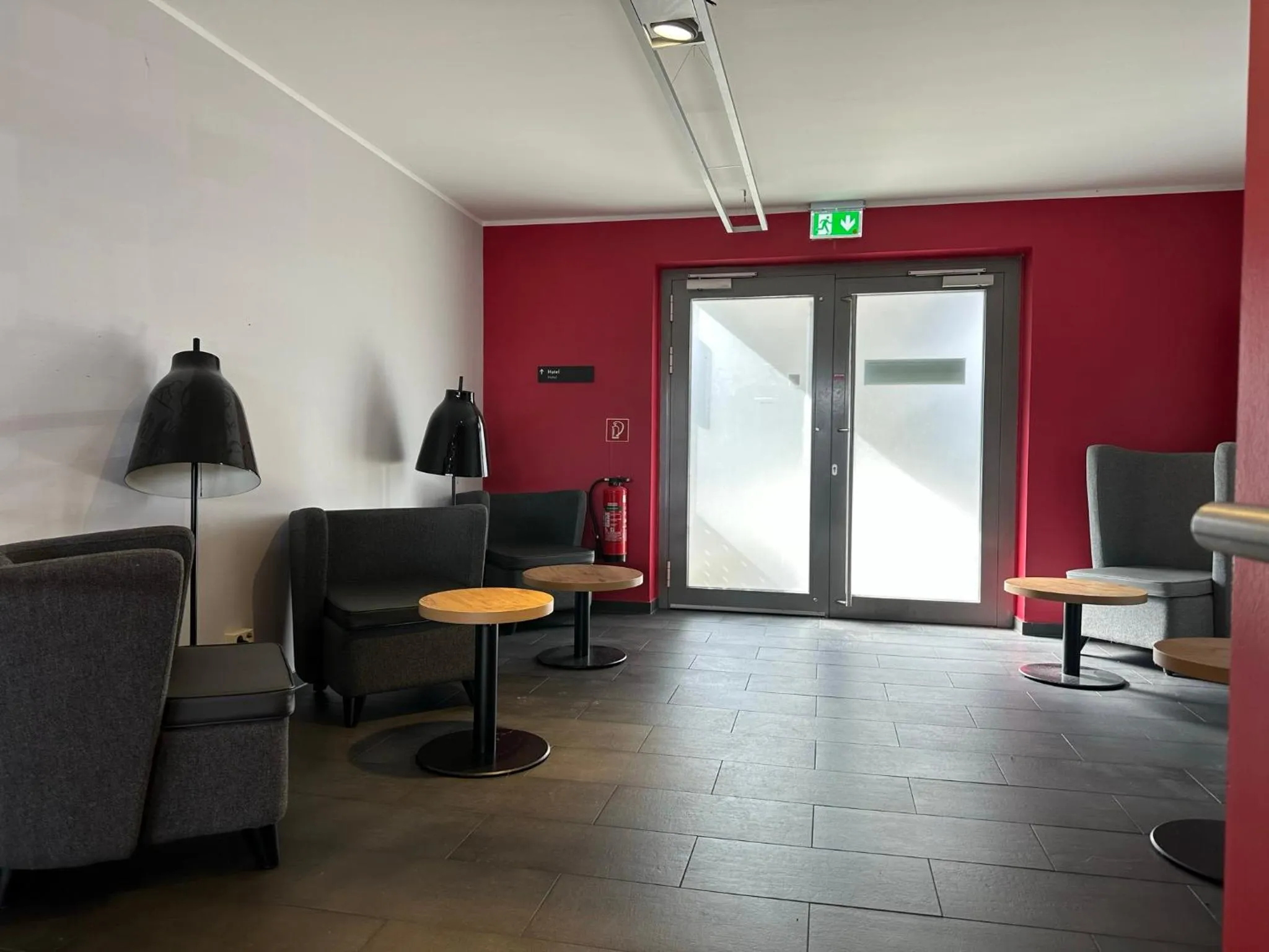 Seating area in Serways Hotel Lüneburger Heide West