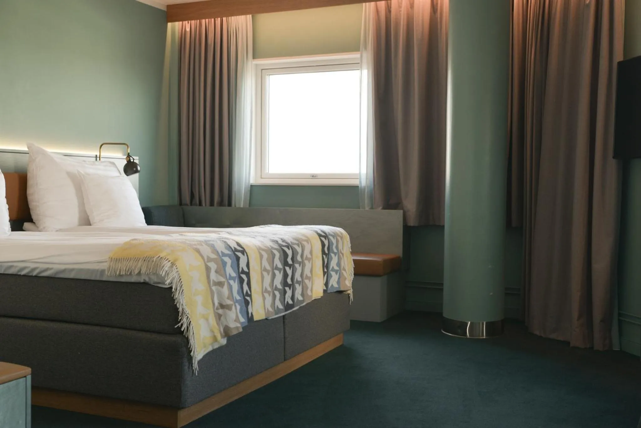 Bed in Quality Hotel The Mill