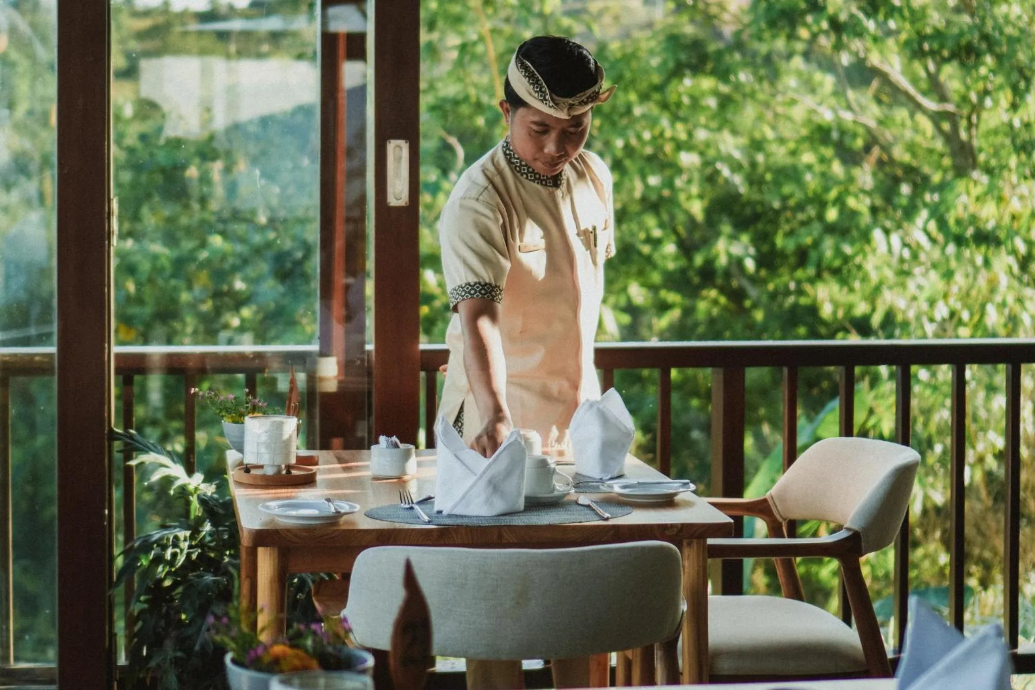 Restaurant/places to eat in Munduk Moding Plantation Nature Resort