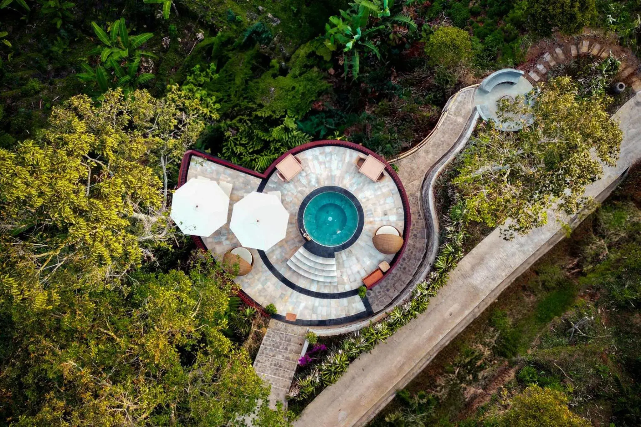 Luxury Suite with Free Daily Afternoon Tea in Munduk Moding Plantation Nature Resort Luxury Suite with Free Daily Afternoon Tea in Munduk Moding Plantation Nature Resort