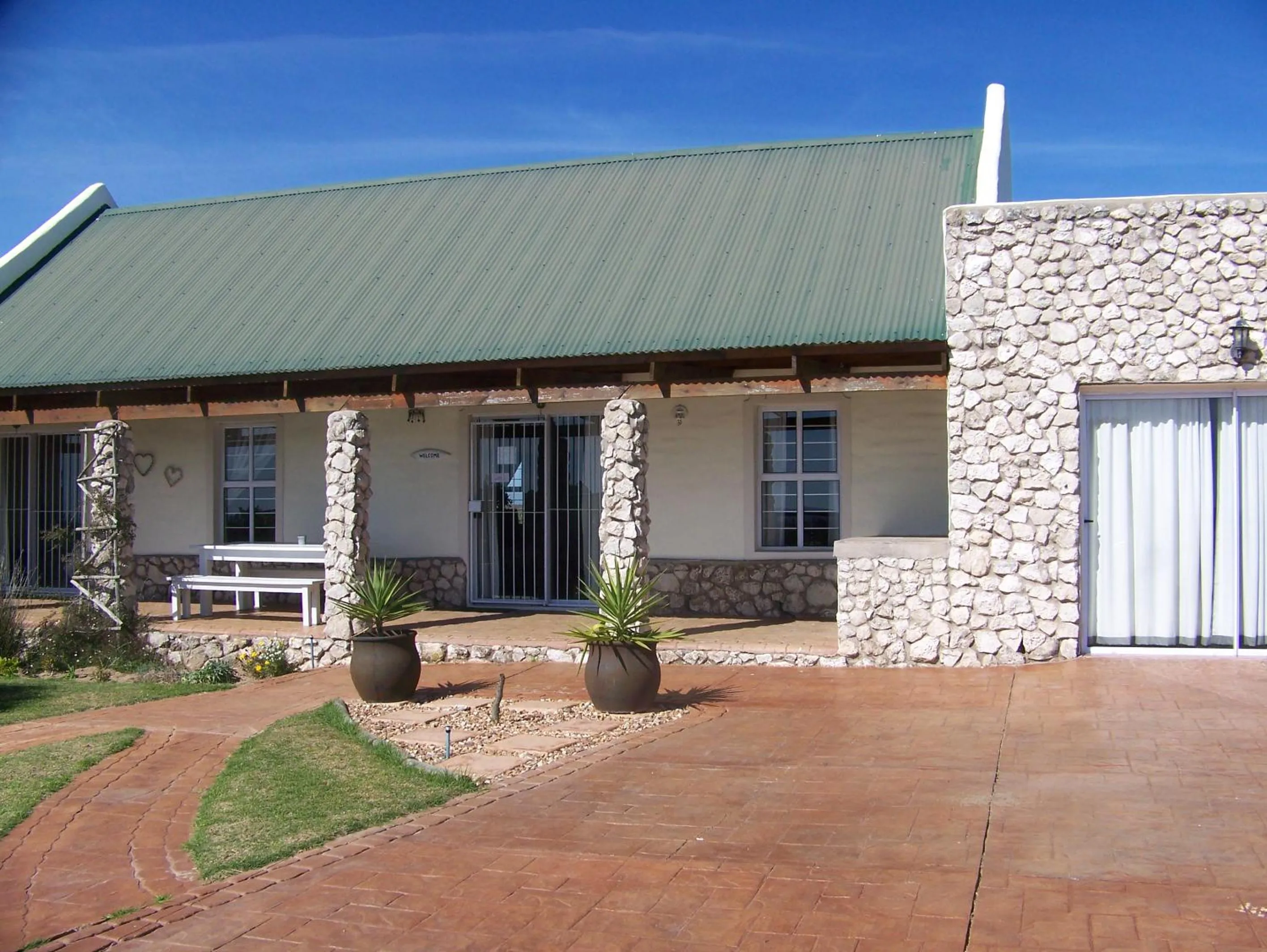 Sea view in Masada Guest House