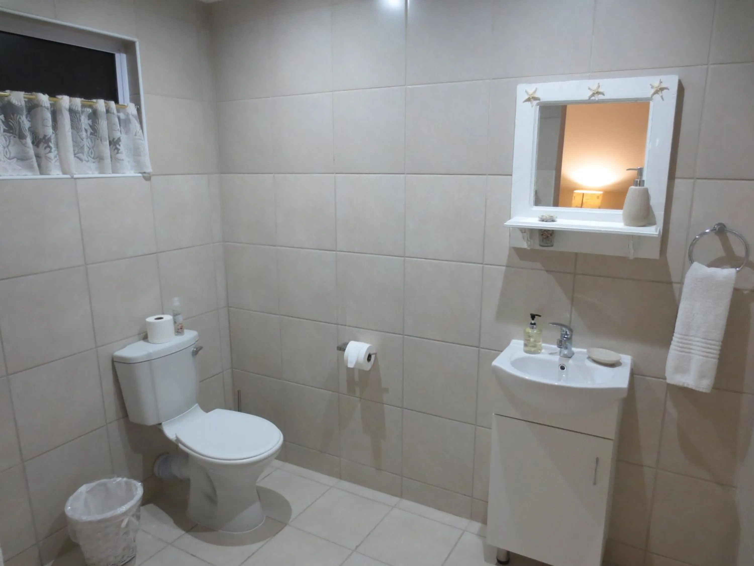 Bathroom in Masada Guest House