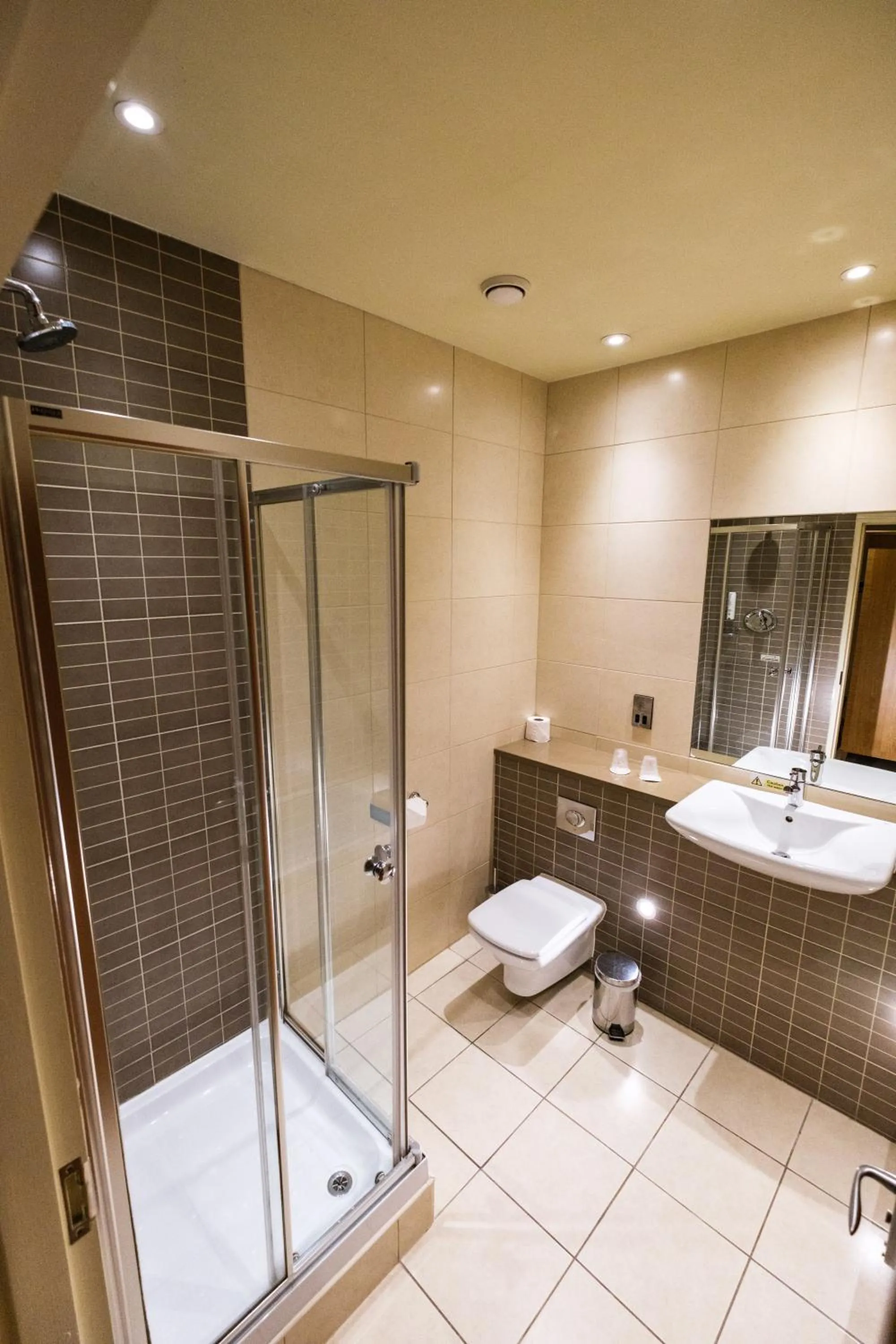 Farington Lodge Hotel