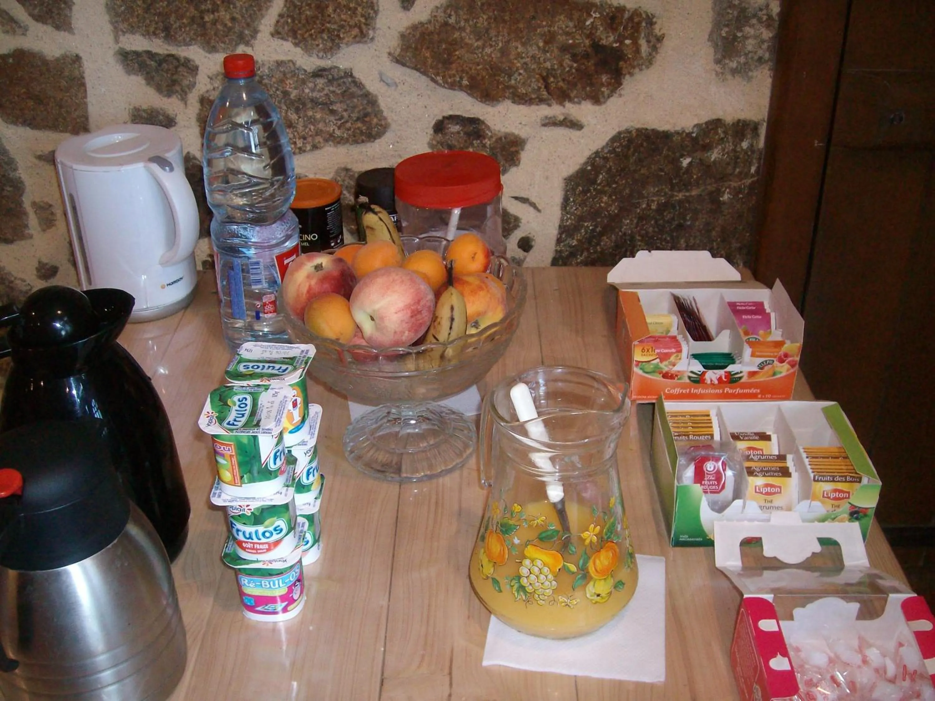 Breakfast in Chambre d'hôtes 84 de la Manelière