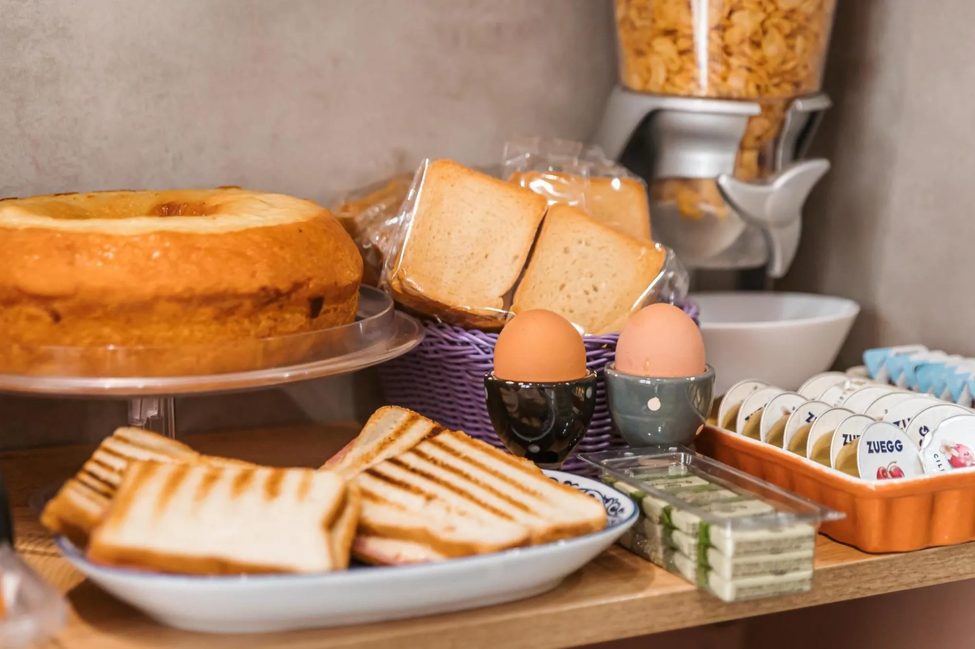 Breakfast in Domus Domas & Boutique - Golden Keys Collection