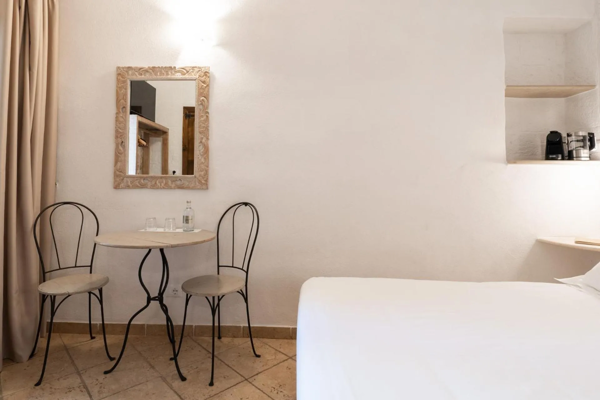 Bed in Santo Stefano Home & Breakfast