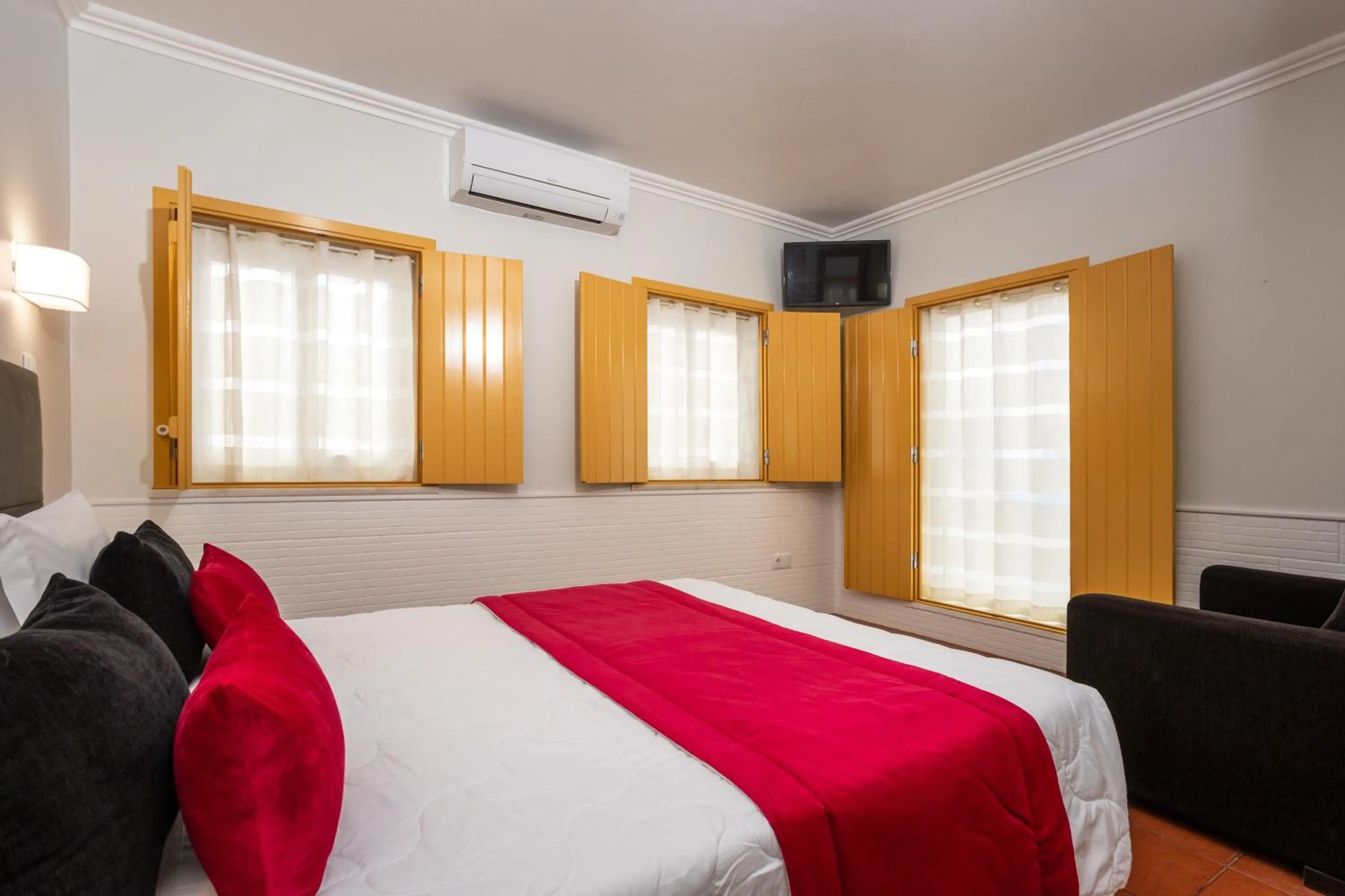 Property building, Bed in Rosa dos Ventos