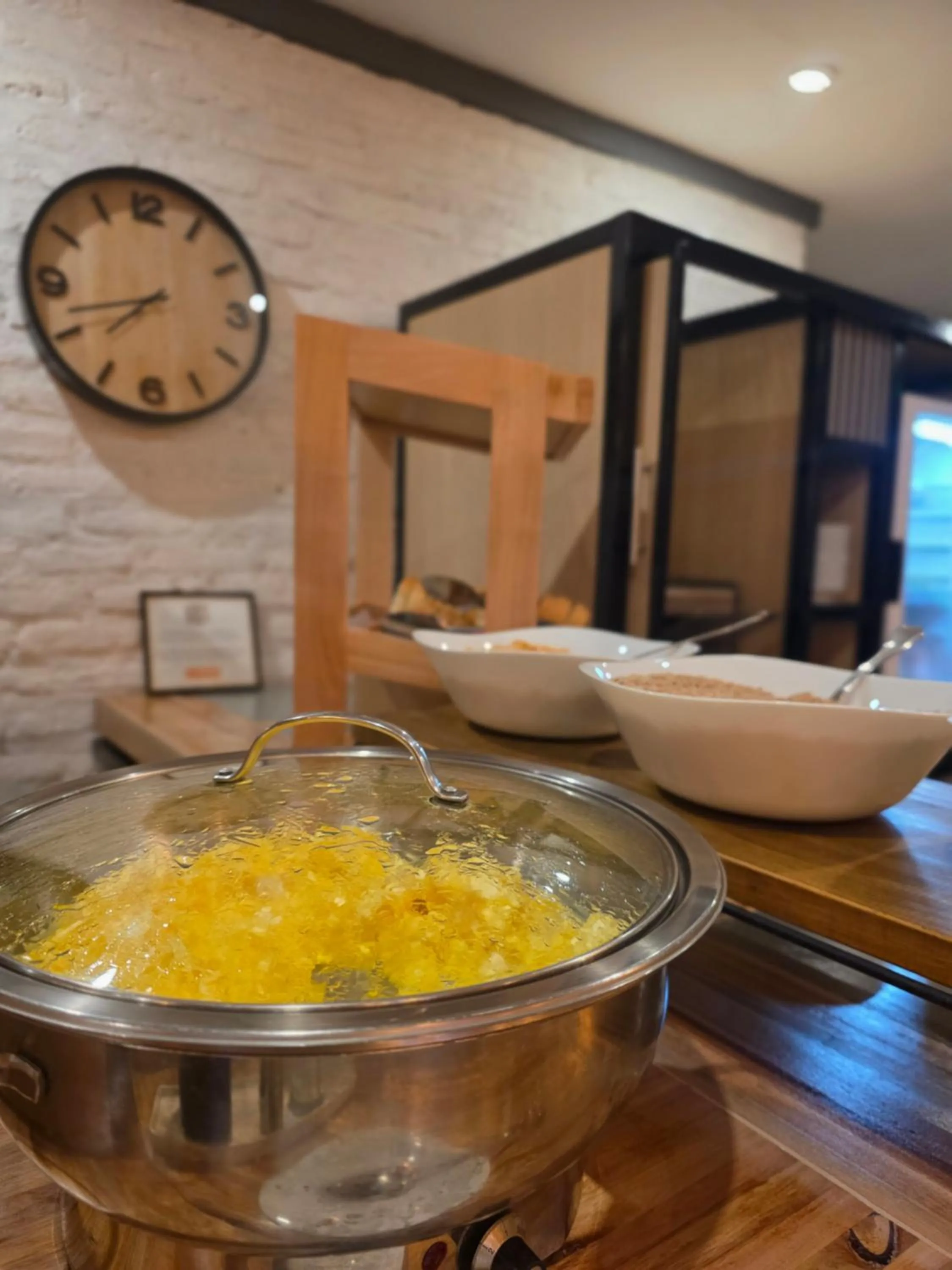 Breakfast in Hotel Lunajuim