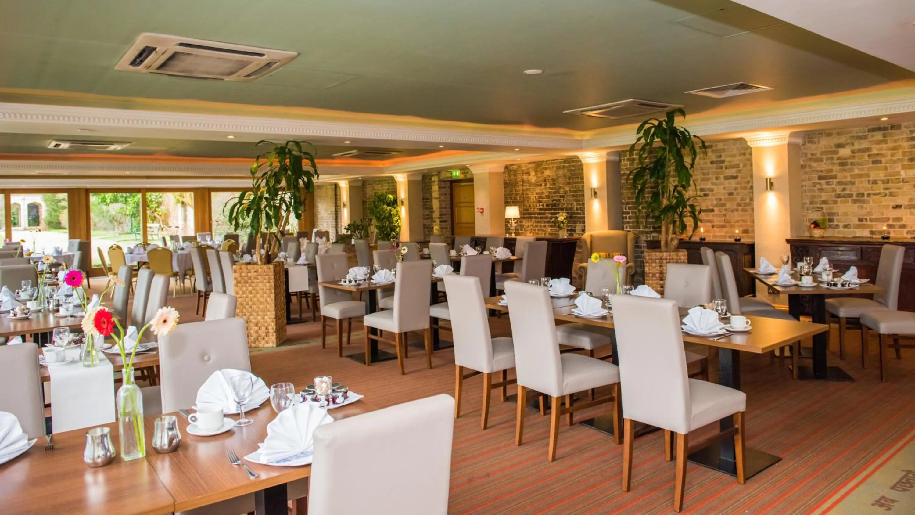Restaurant/places to eat in Shendish Manor Hotel & Golf Course