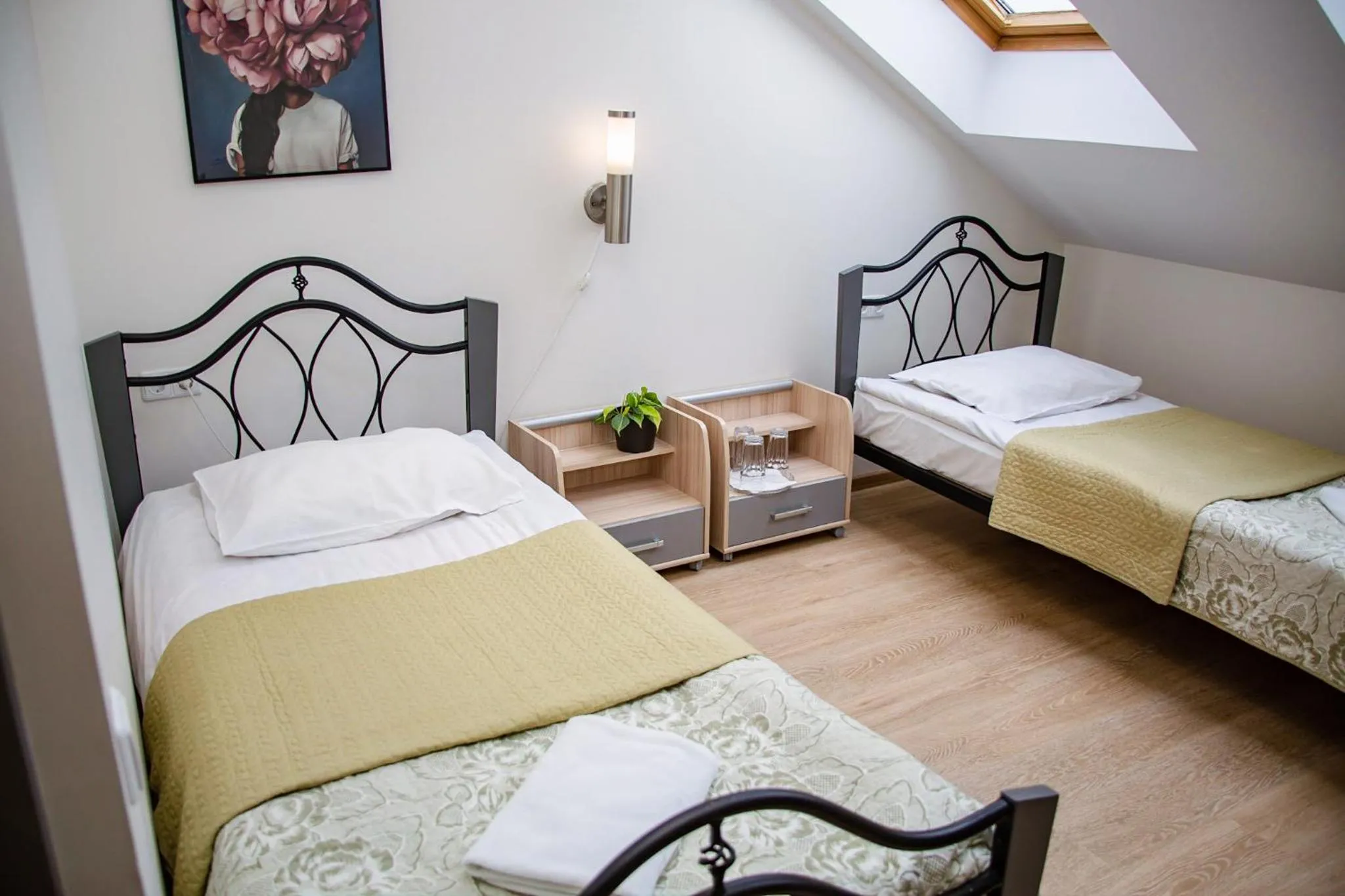 Twin Room with Bathroom in Hotel Pas Katina