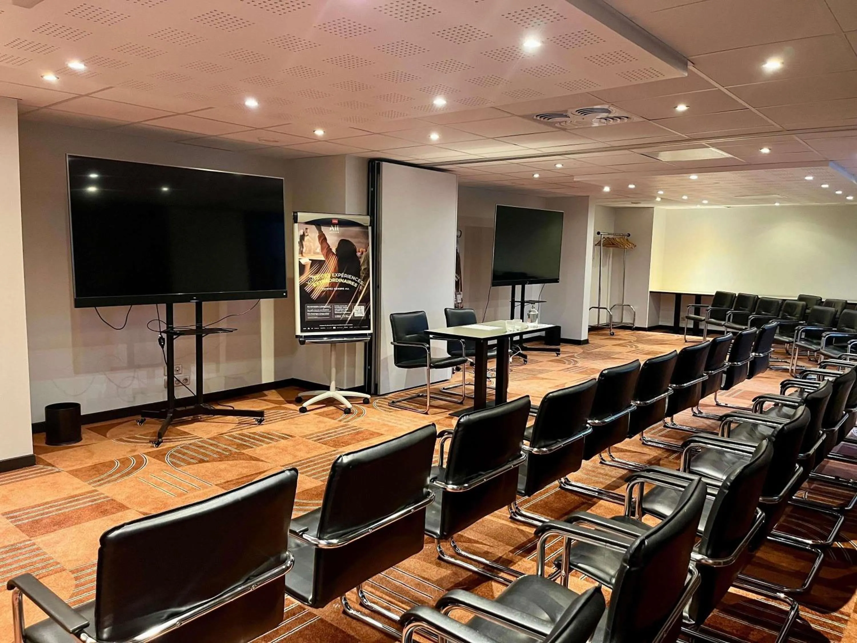 Property building in Ibis Styles Nantes Saint Herblain