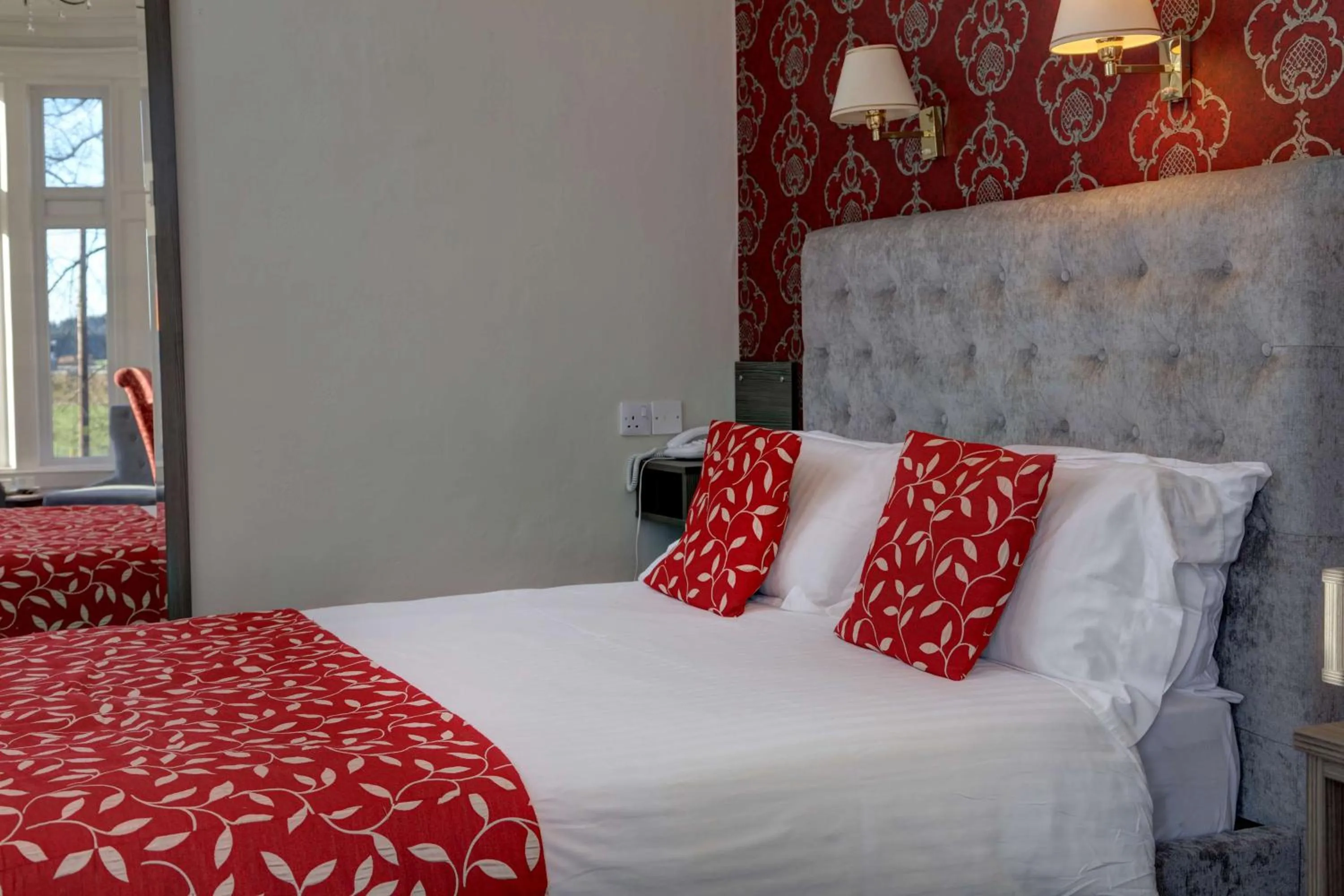 Photo of the whole room, Bed in Sure Hotel by Best Western Lockerbie