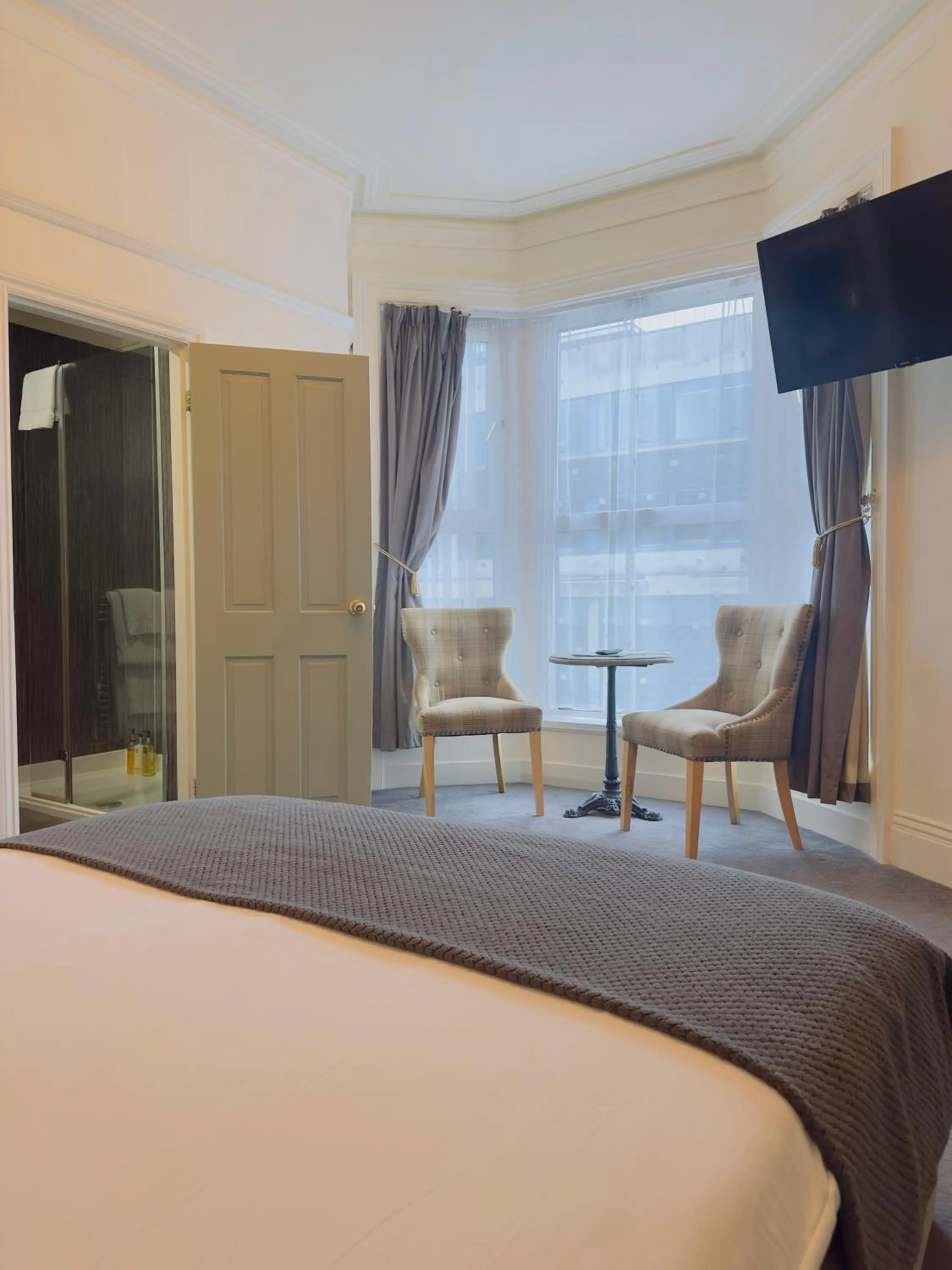 Bed in The Inn at Cheltenham Parade