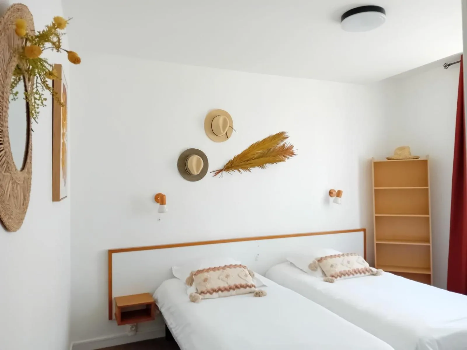 Bed in Hôtel de la Plage