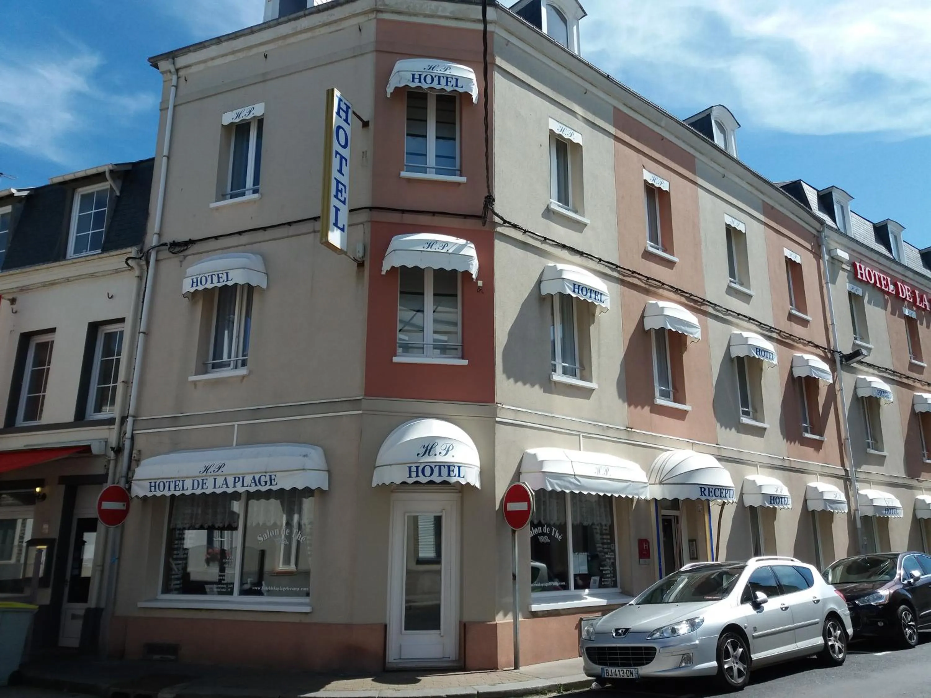 Property building in Hôtel de la Plage